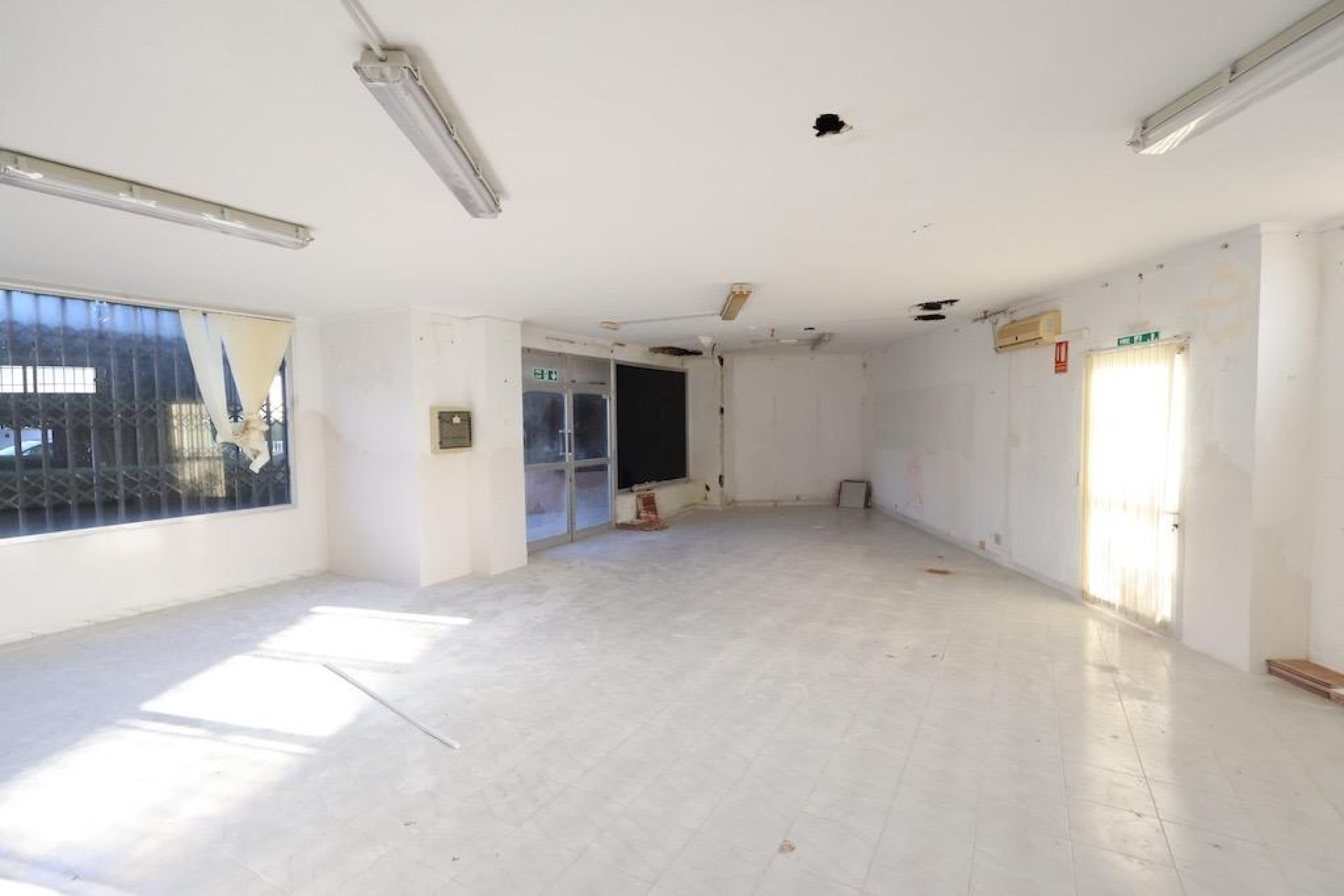 Reventa - Comercial - Orihuela Costa - La Zenia