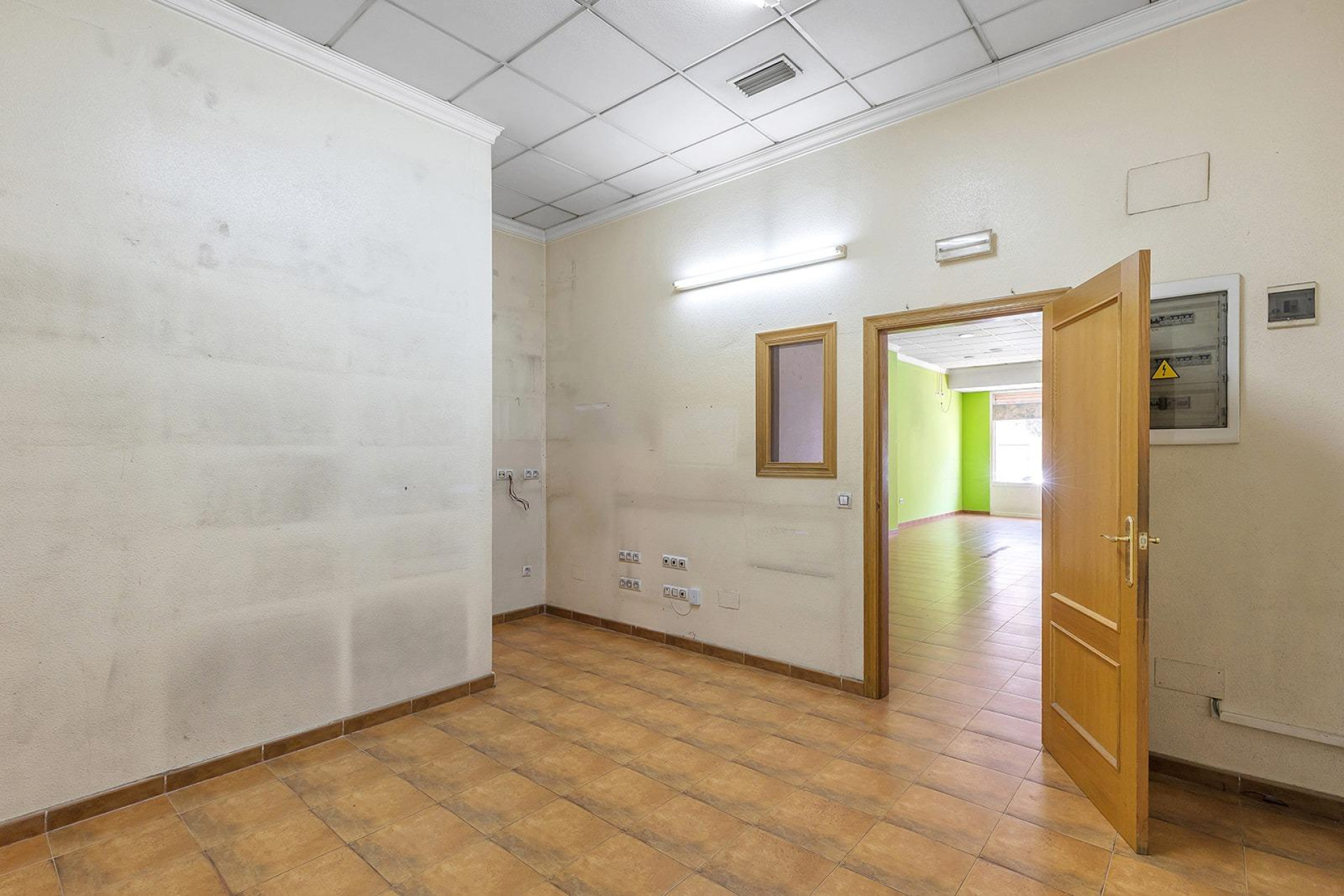 Reventa - Comercial - Torrevieja - Centro