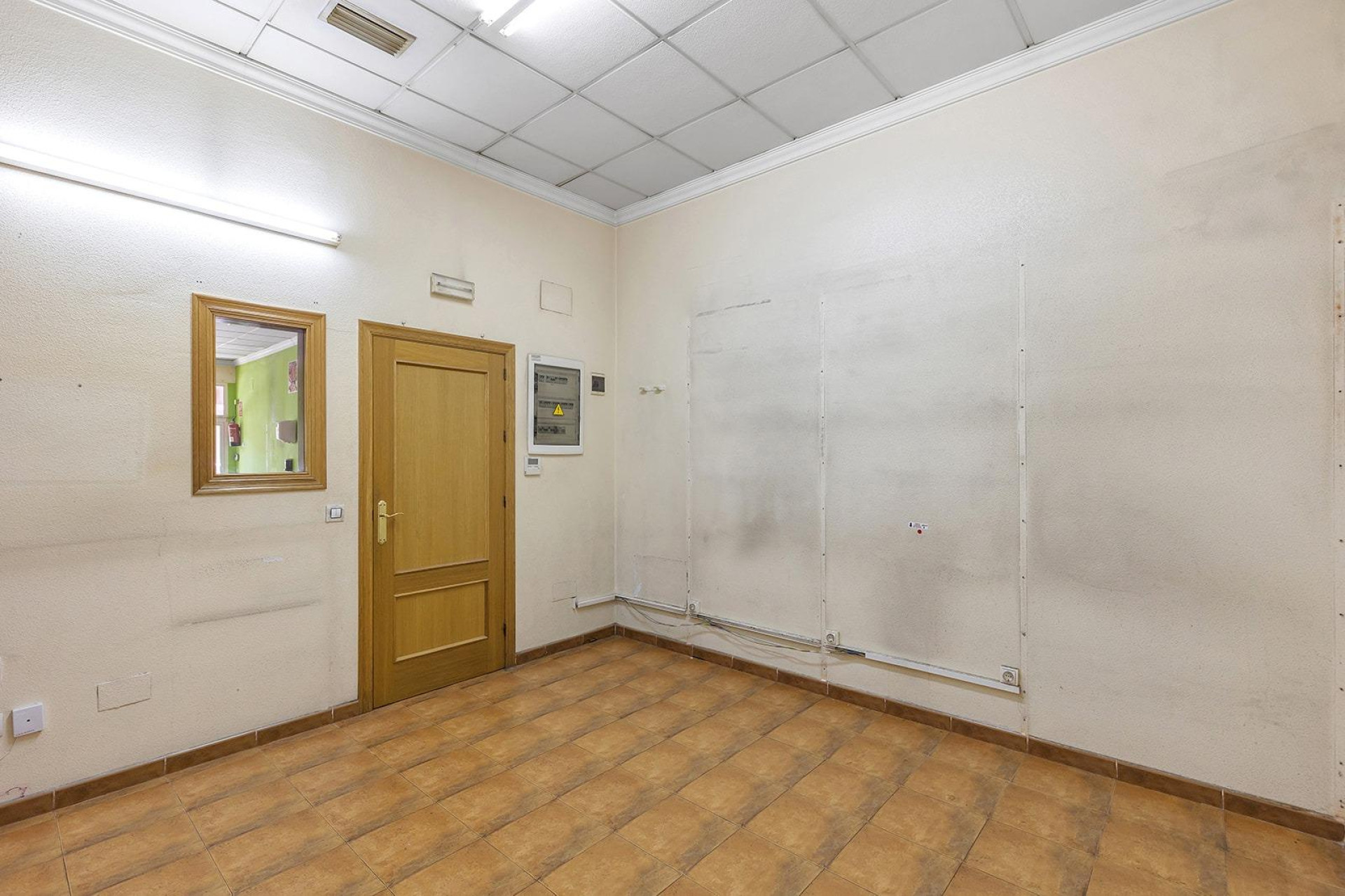 Reventa - Comercial - Torrevieja - Centro