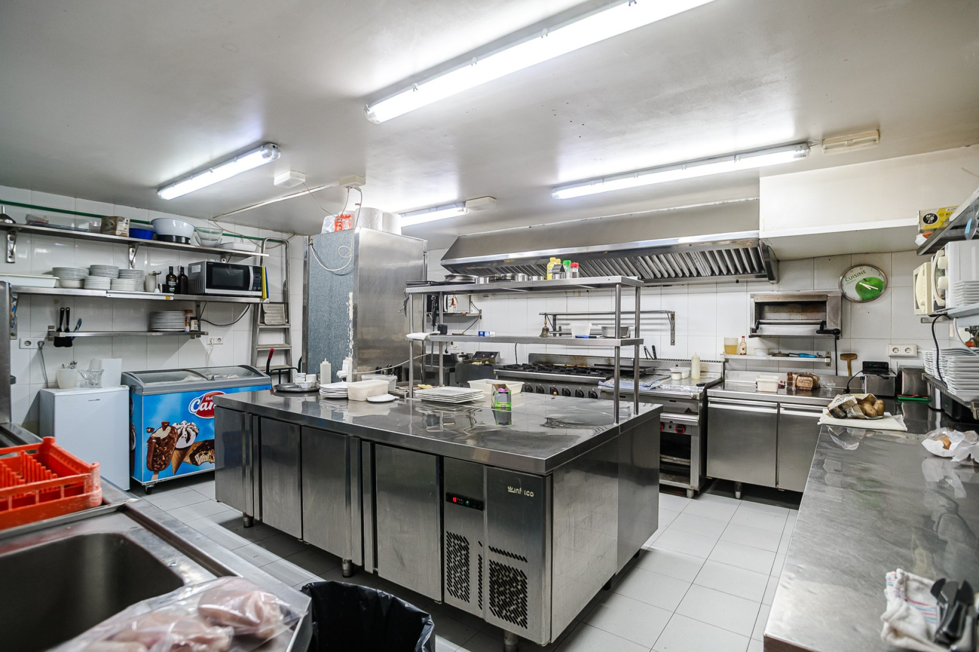 Reventa - COMMERCIAL PROPERTY - Torrevieja - La Veleta