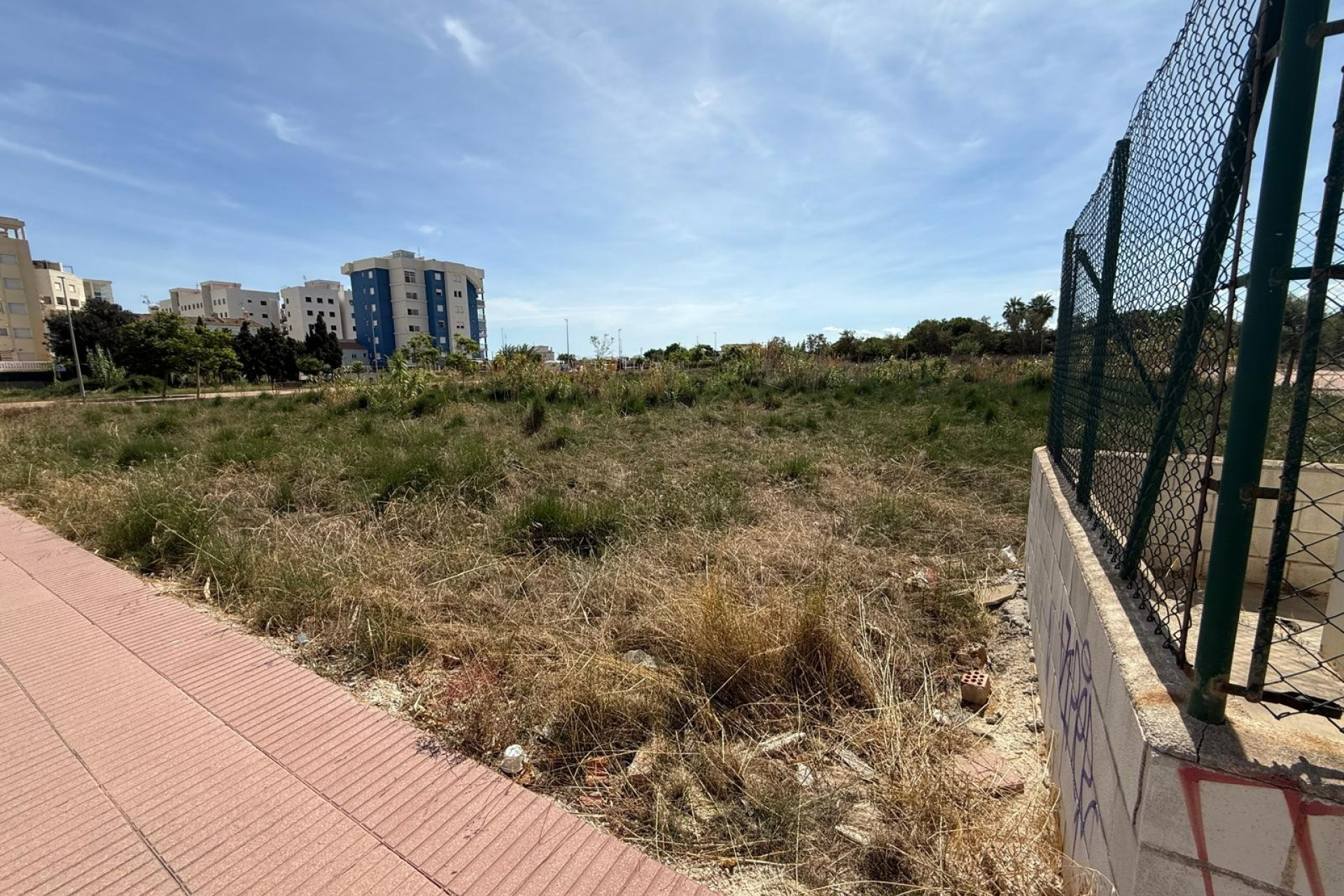 Reventa - Parcela / Terreno - Piles - Playa