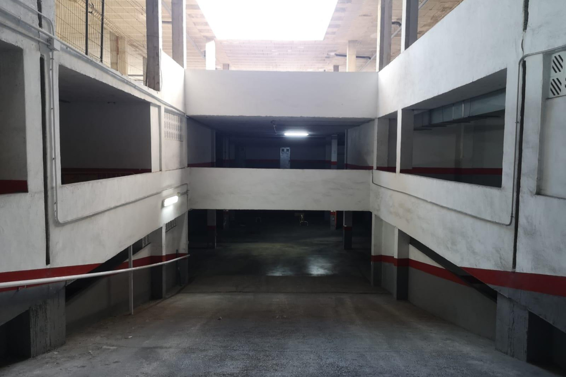 Reventa - Parking - Torrevieja - Estacion de autobuses