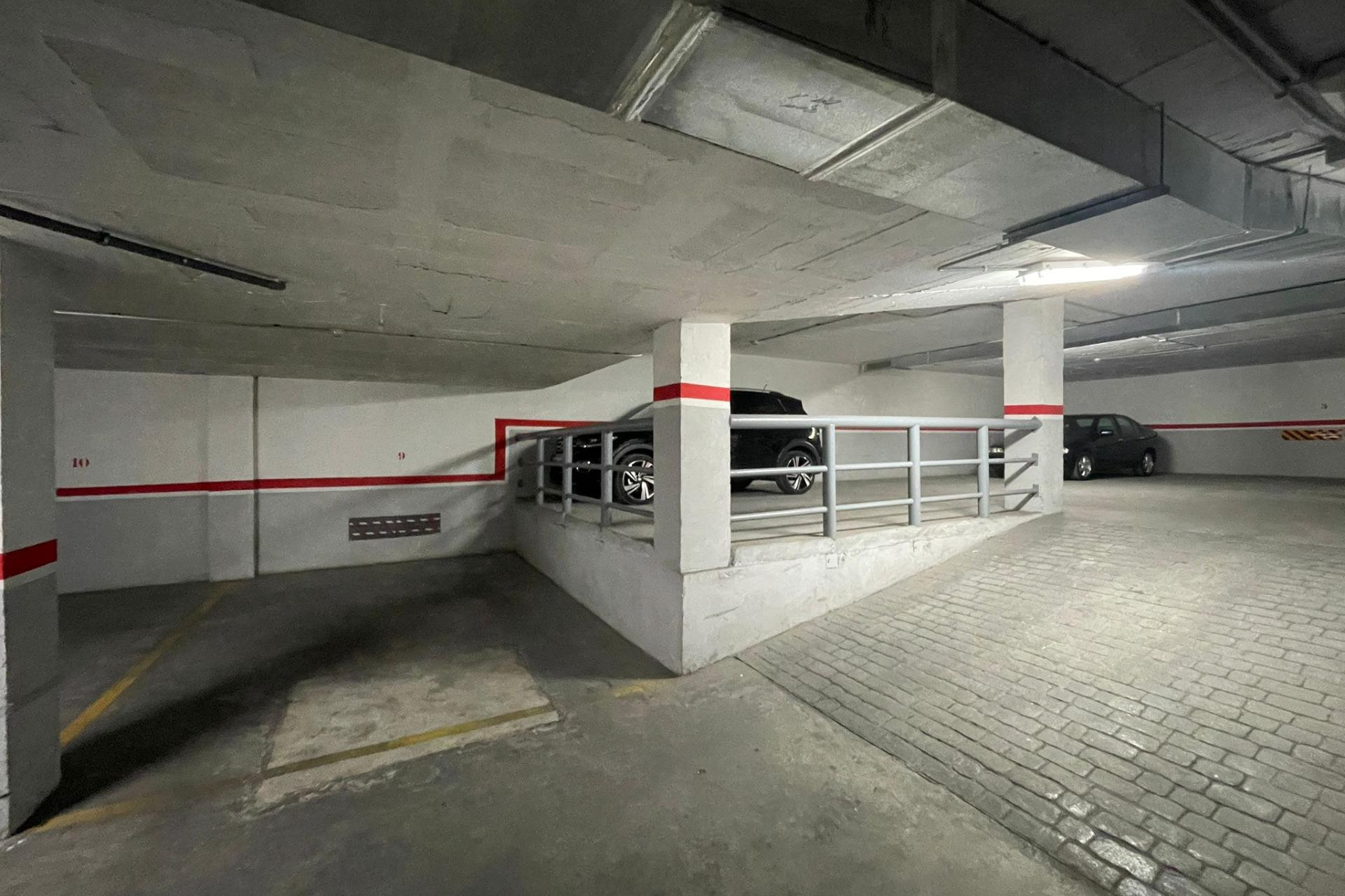Reventa - Parking - Torrevieja - Playa del Cura
