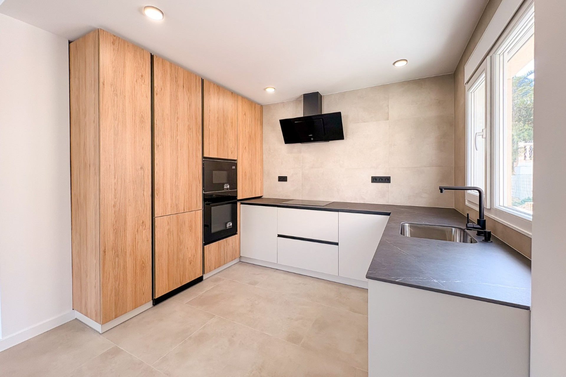 Reventa - Semi-detached villa - El Campello - Pueblo Acantilado - Venta Lanuza