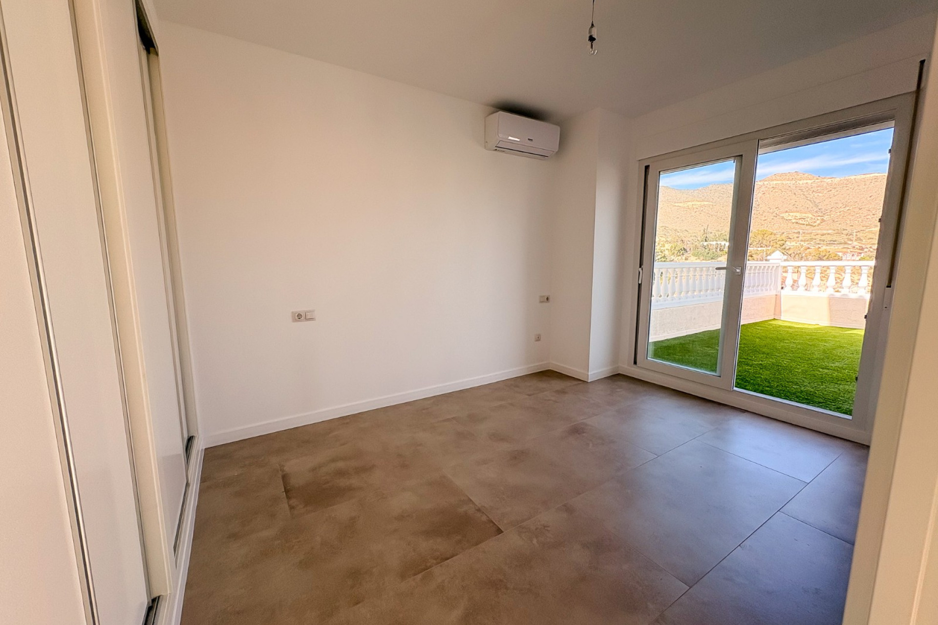 Reventa - Semi-detached villa - El Campello - Pueblo Acantilado - Venta Lanuza