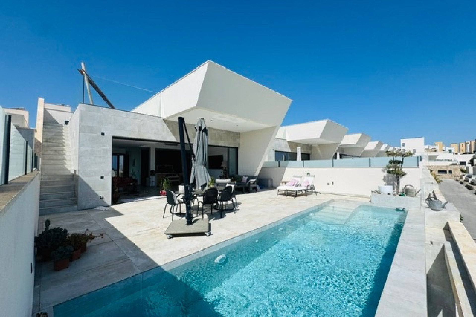 Reventa - Villa - Ciudad Quesada - La Fiesta