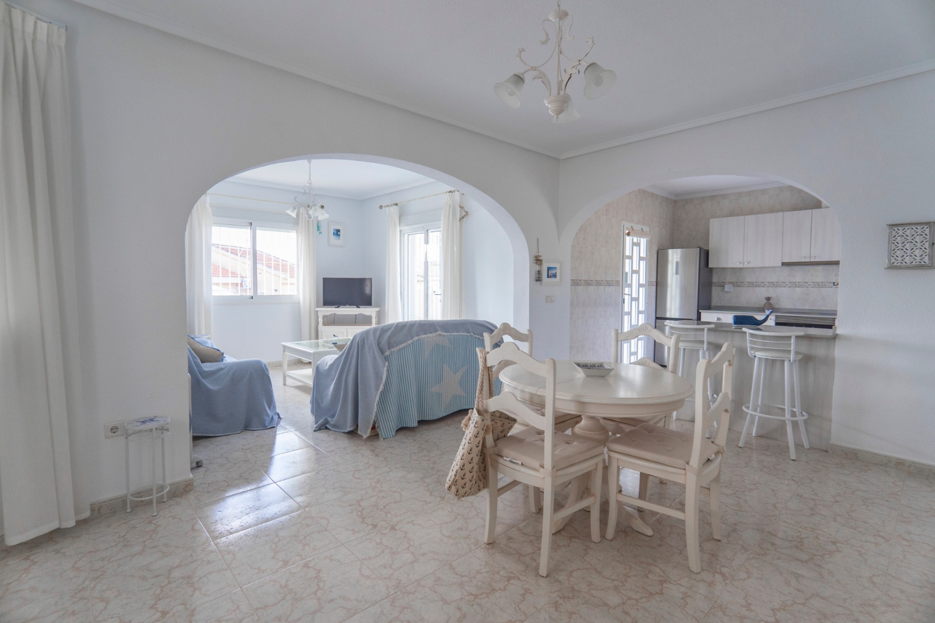 Reventa - Villa - Ciudad Quesada - La Fiesta