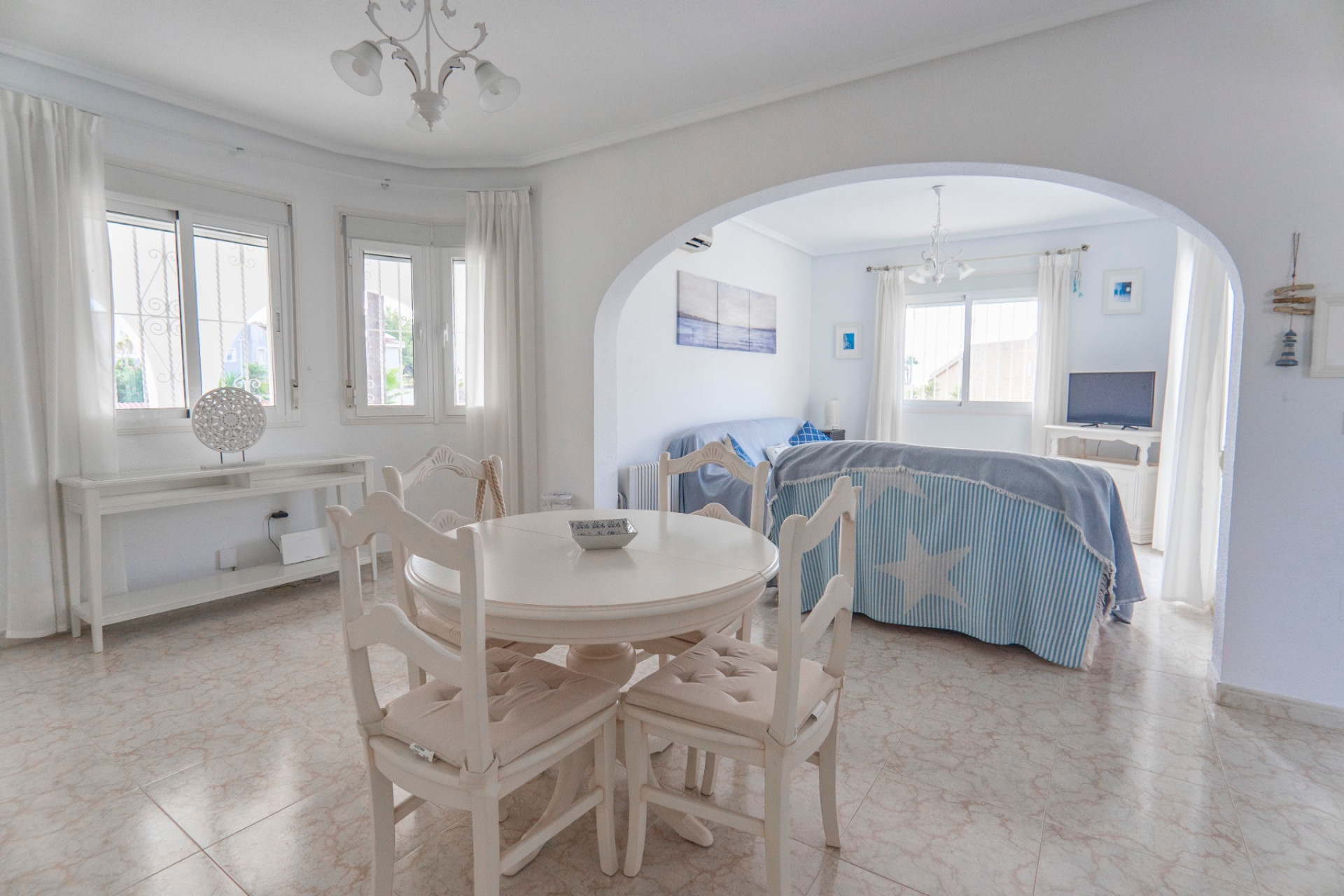 Reventa - Villa - Ciudad Quesada - La Fiesta