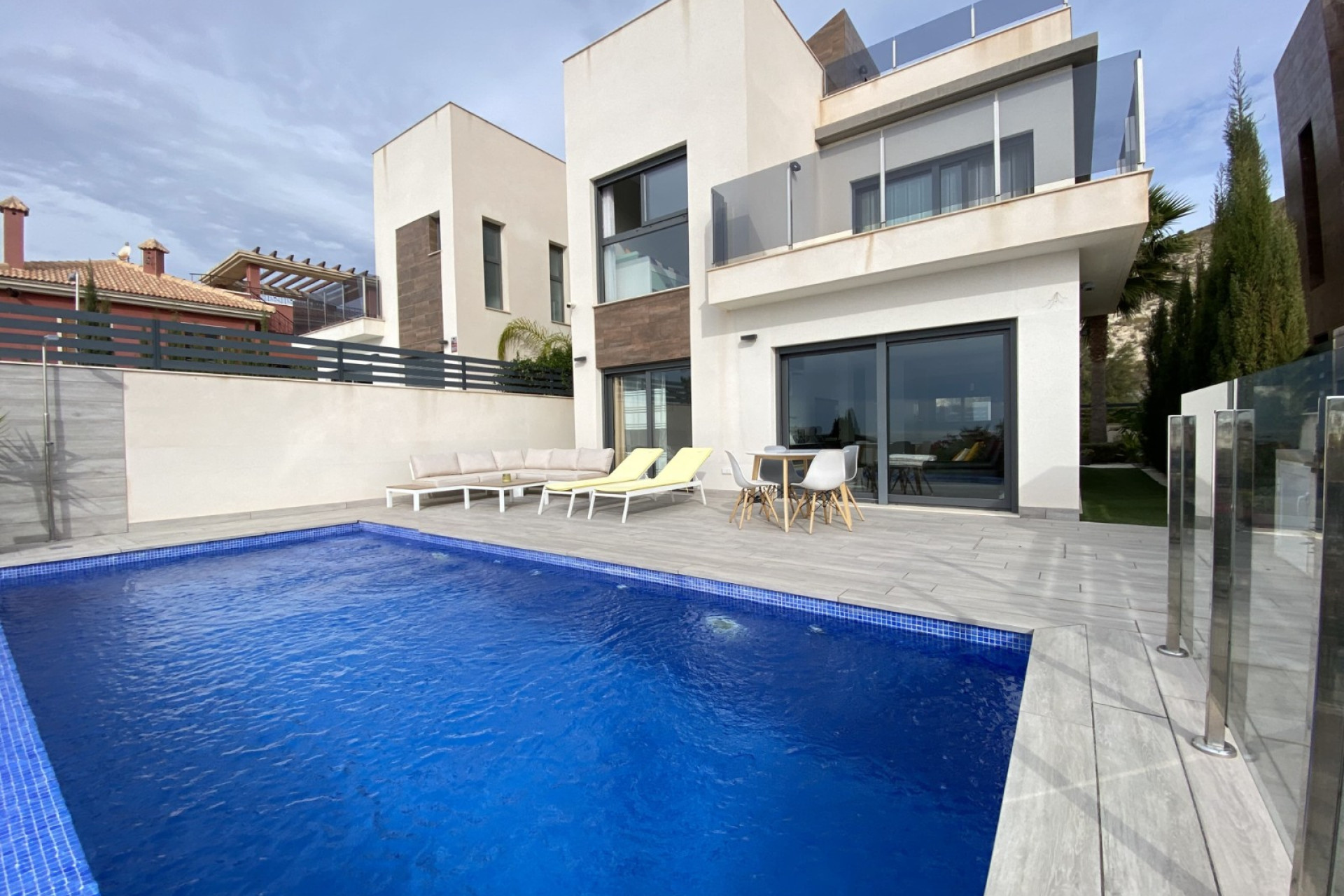 Reventa - Villa - Finestrat - Finestrat Urbanizaciones