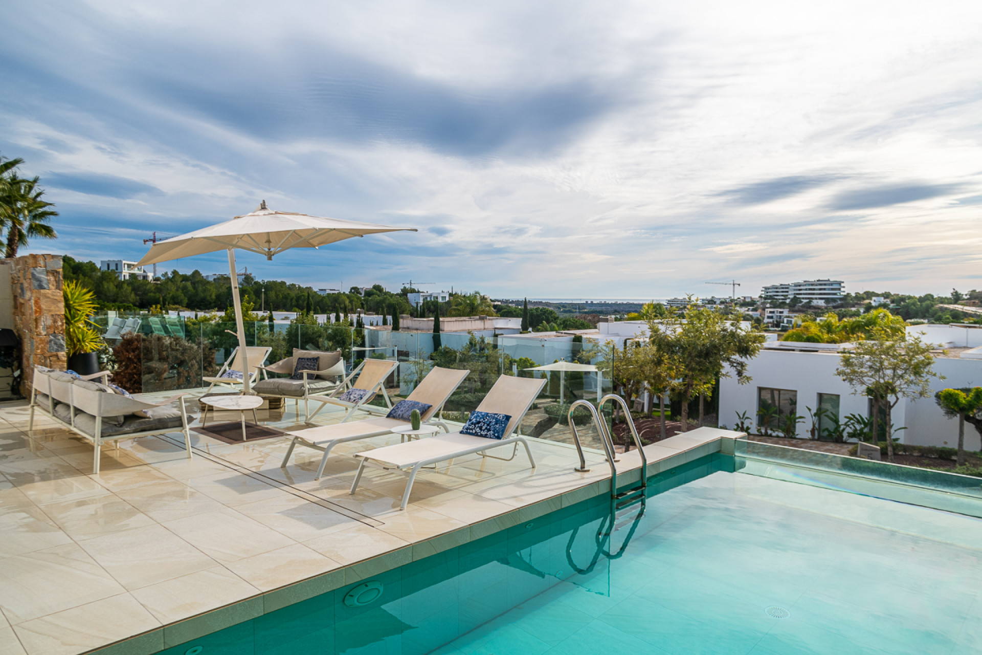 Reventa - Villa - Las Colinas Golf Resort - Las Colinas Golf