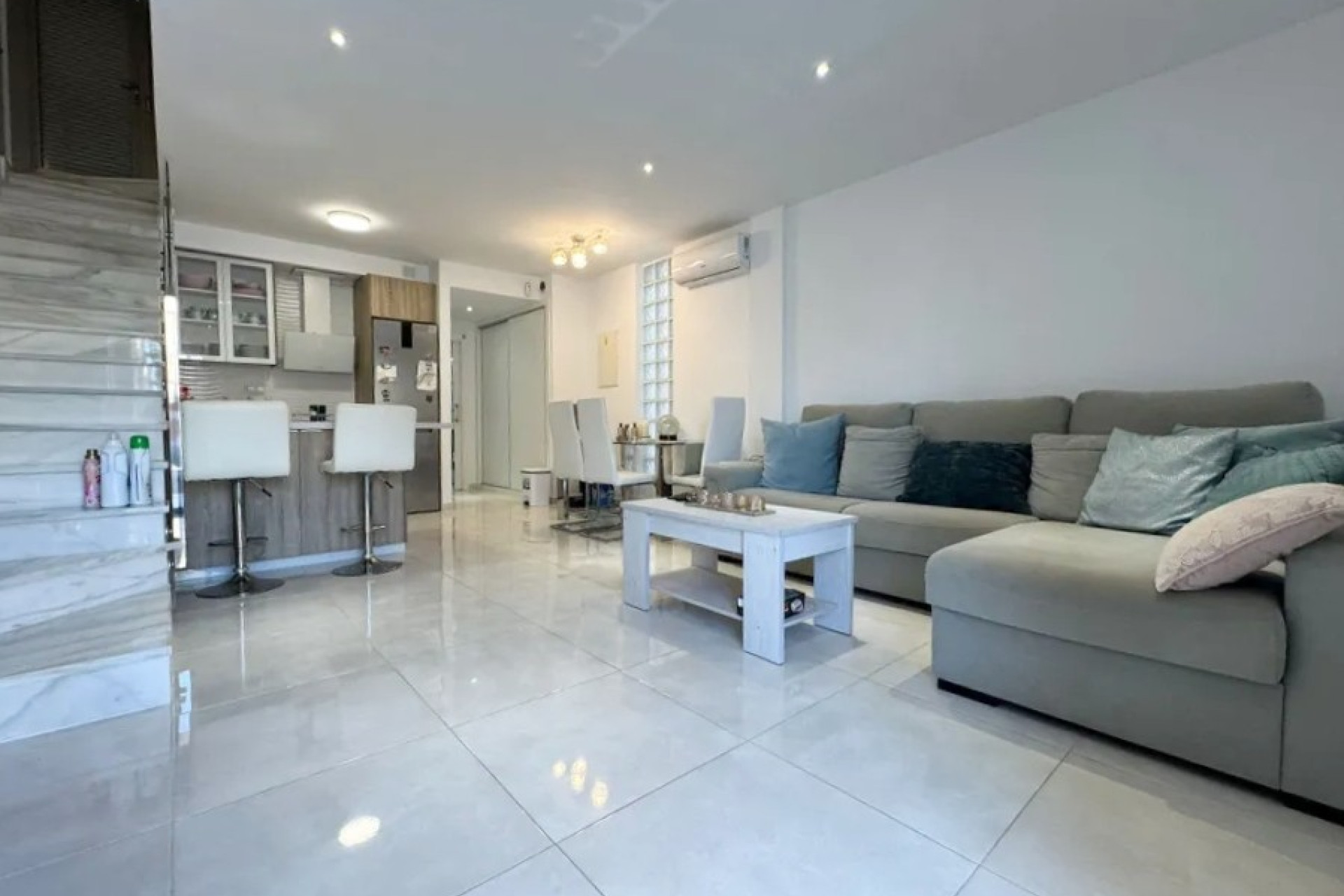 Reventa - Villa - Los Alcazares - Los Alcázares