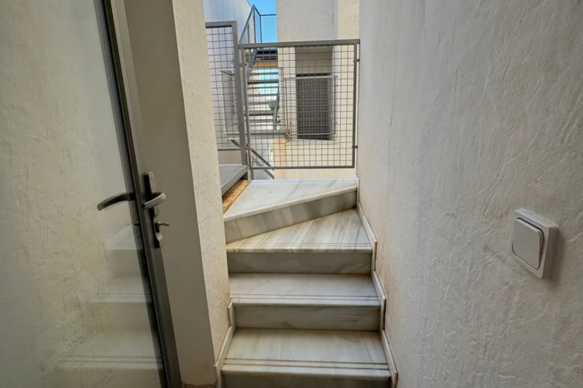 Reventa - Villa - Los Alcazares - Los Alcázares