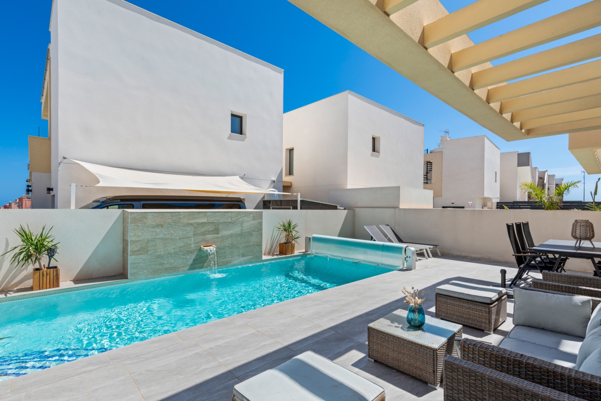 Reventa - Villa - Los Montesinos - La Herada