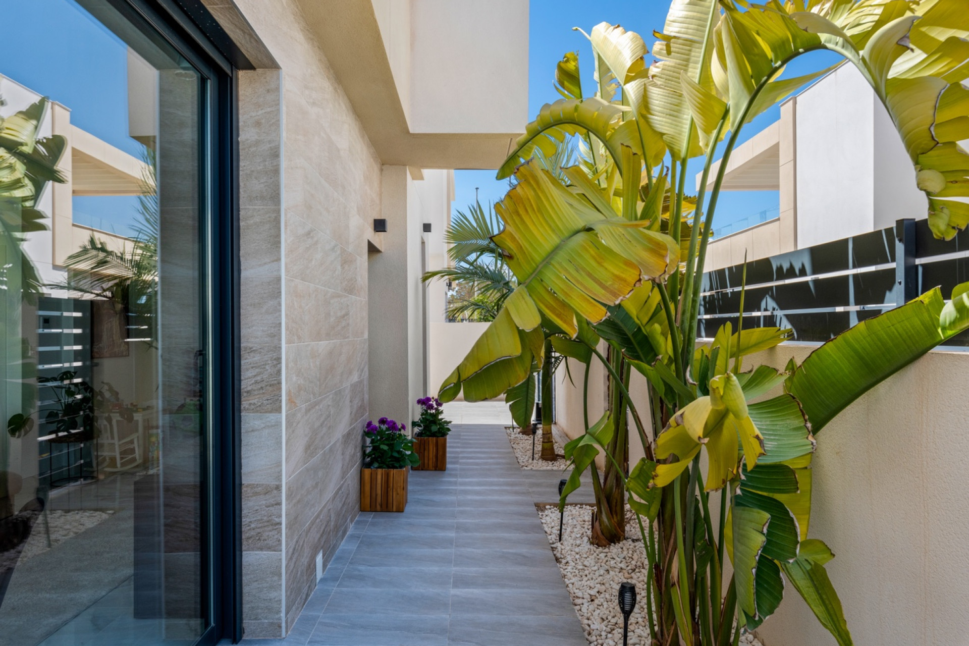 Reventa - Villa - Los Montesinos - La Herada