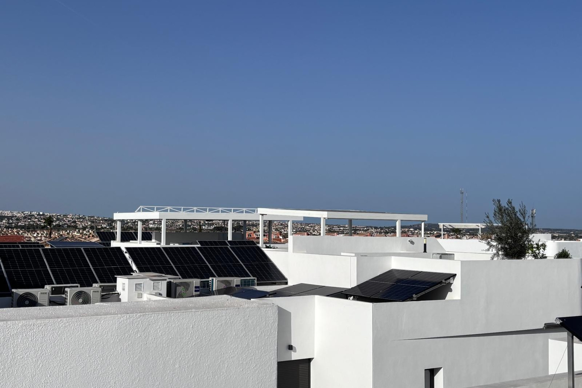 Reventa - Villa - Los Montesinos - La Herada