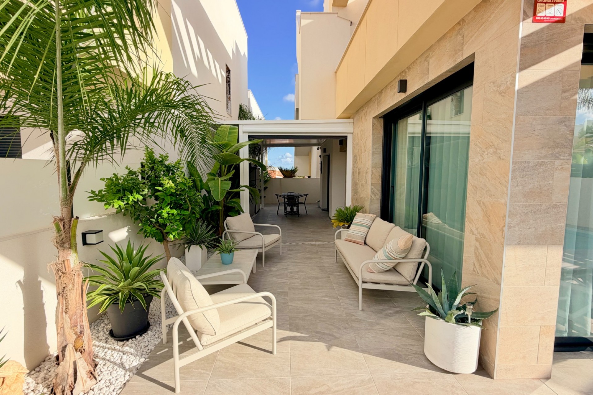 Reventa - Villa - Los Montesinos - La Herrada