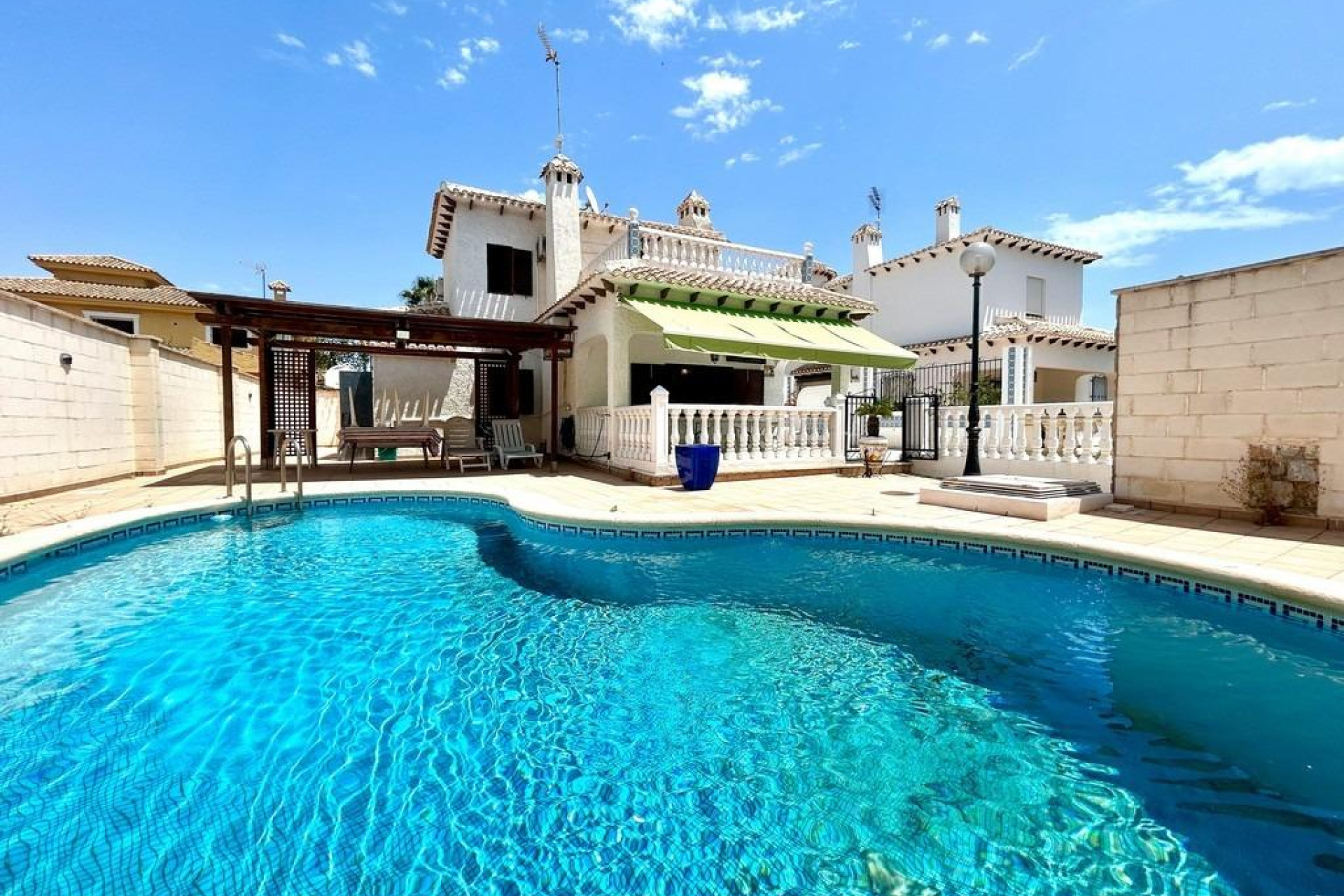 Reventa - Villa - Orihuela Costa - La Zenia