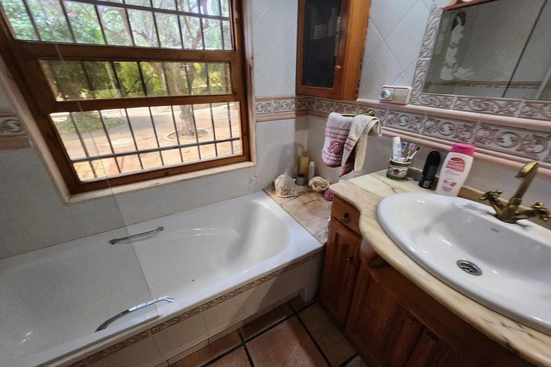 Reventa - Villa - Sax