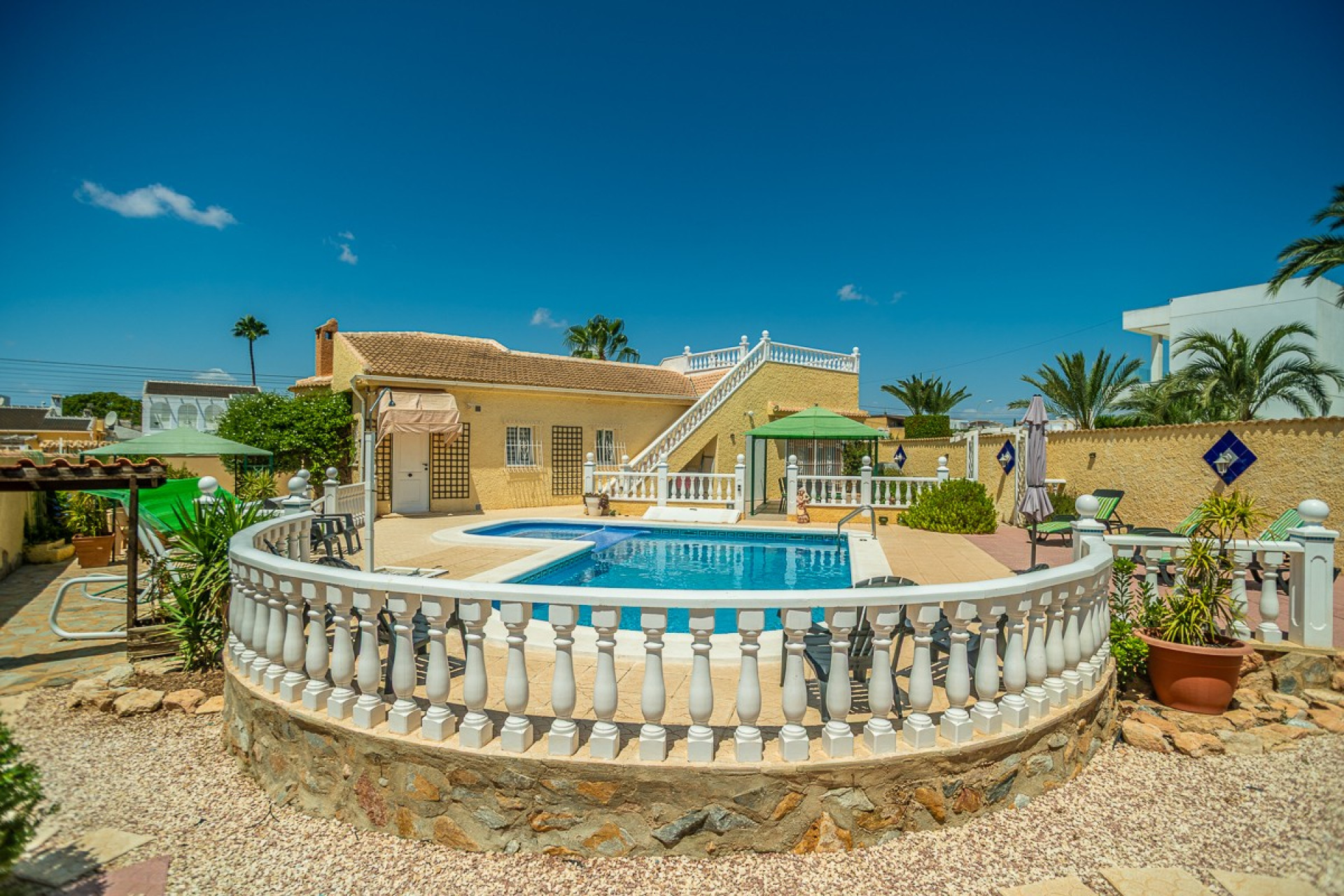 Reventa - Villa - Torrevieja - La Siesta