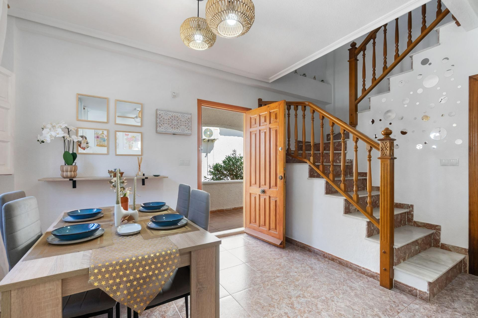 Reventa - Villa - Torrevieja - Los altos