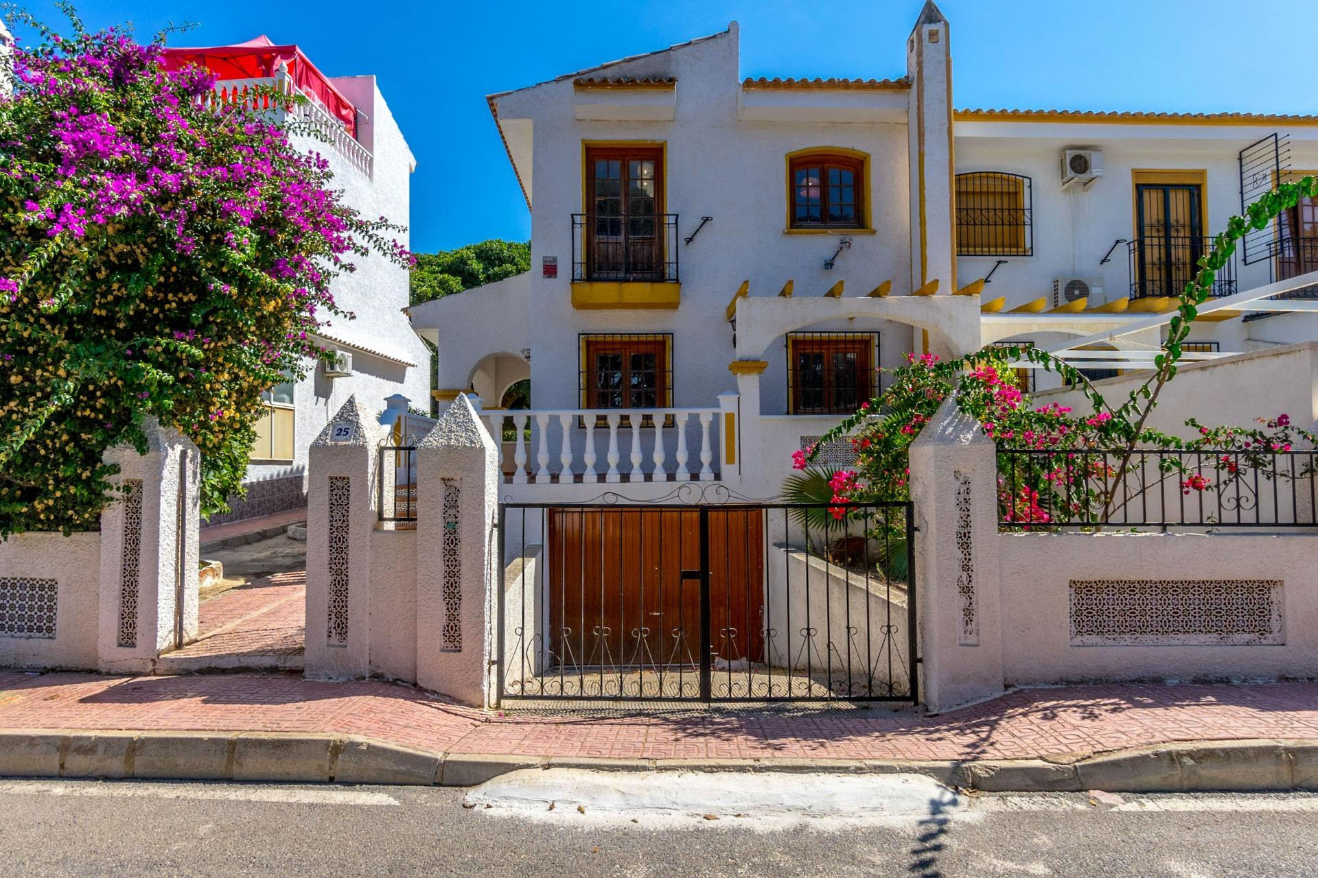 Reventa - Villa - Torrevieja - Los altos