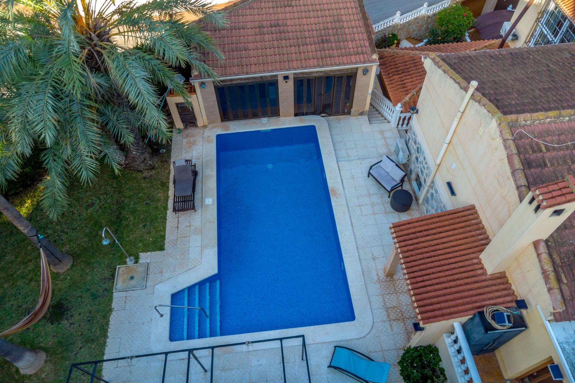 Reventa - Villa - Torrevieja - Los Balcones