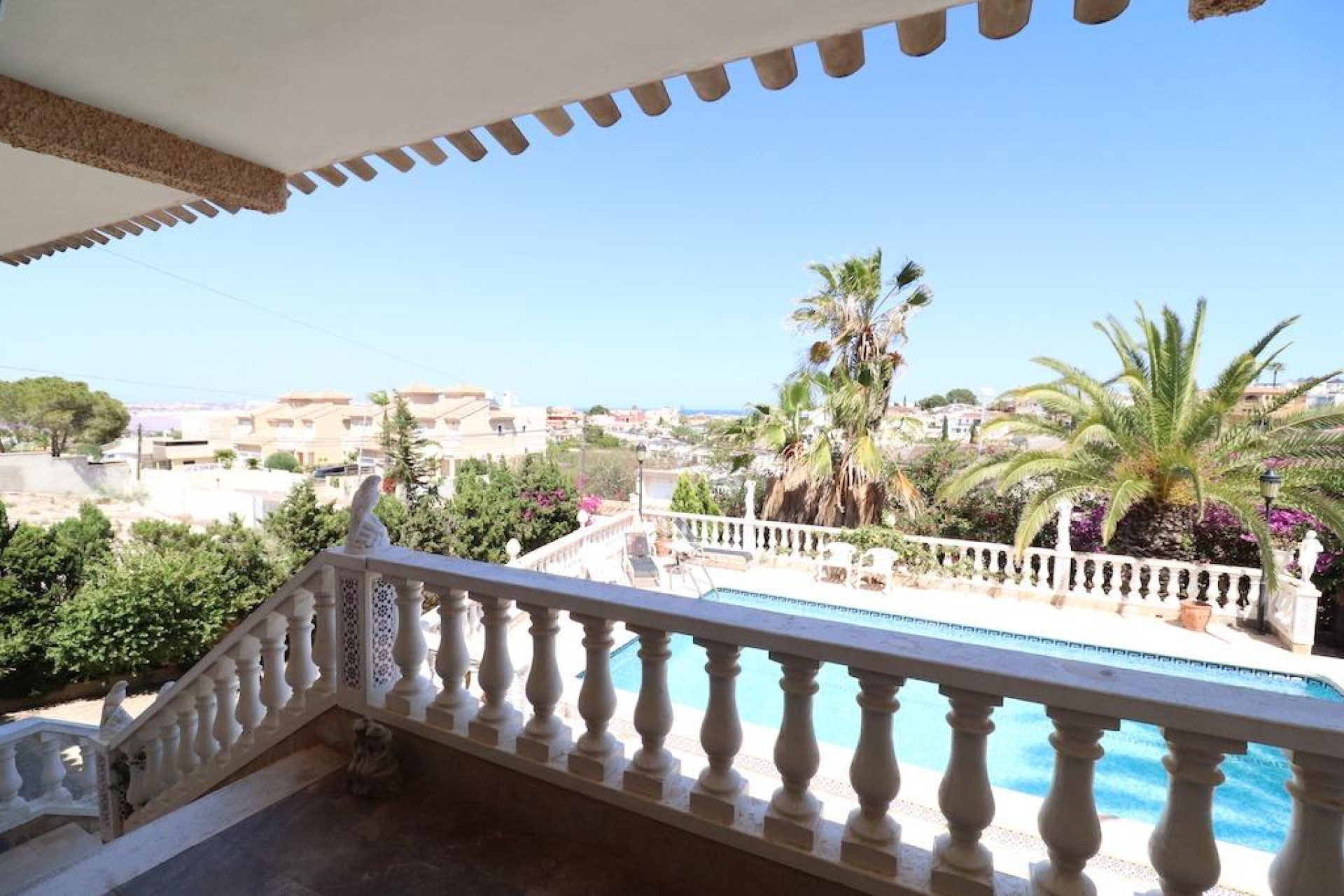 Reventa - Villa - Torrevieja - Los Balcones