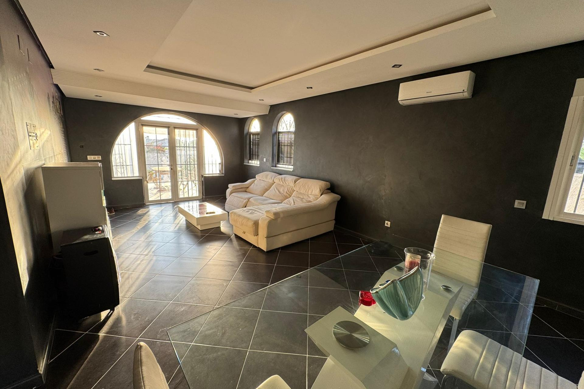 Reventa - Villa - Torrevieja - San luis