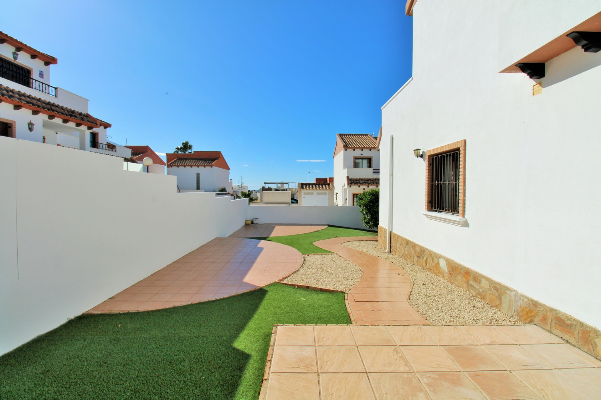 Reventa - Villa - Villamartín - PAU 8