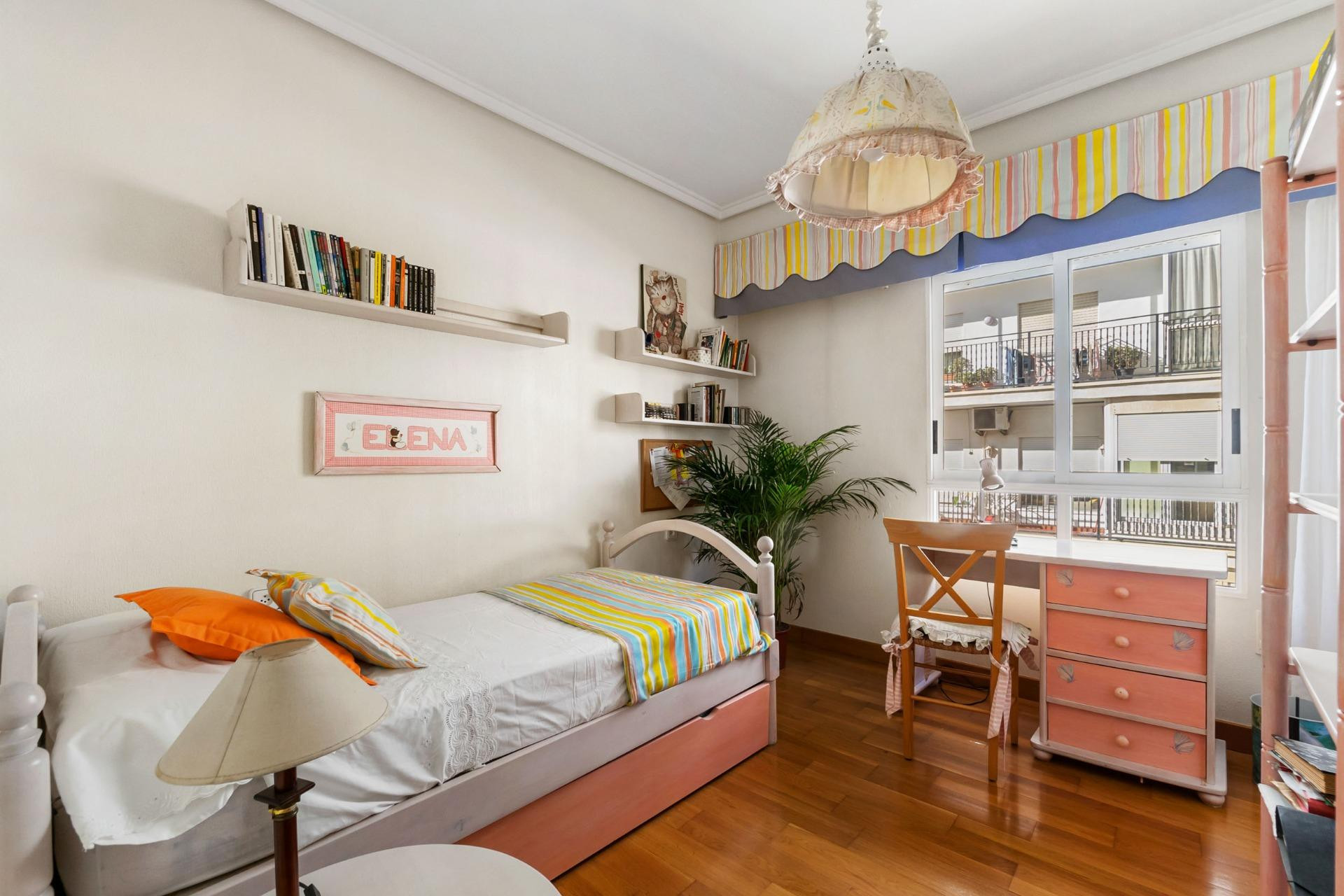 Revente - Appartement - Torrevieja - Centro - Muelle Pesquero