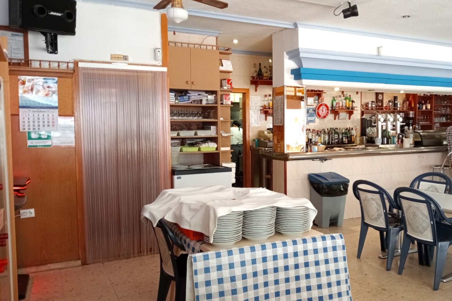 Revente - Commercial - Benidorm - Zona de Poniente