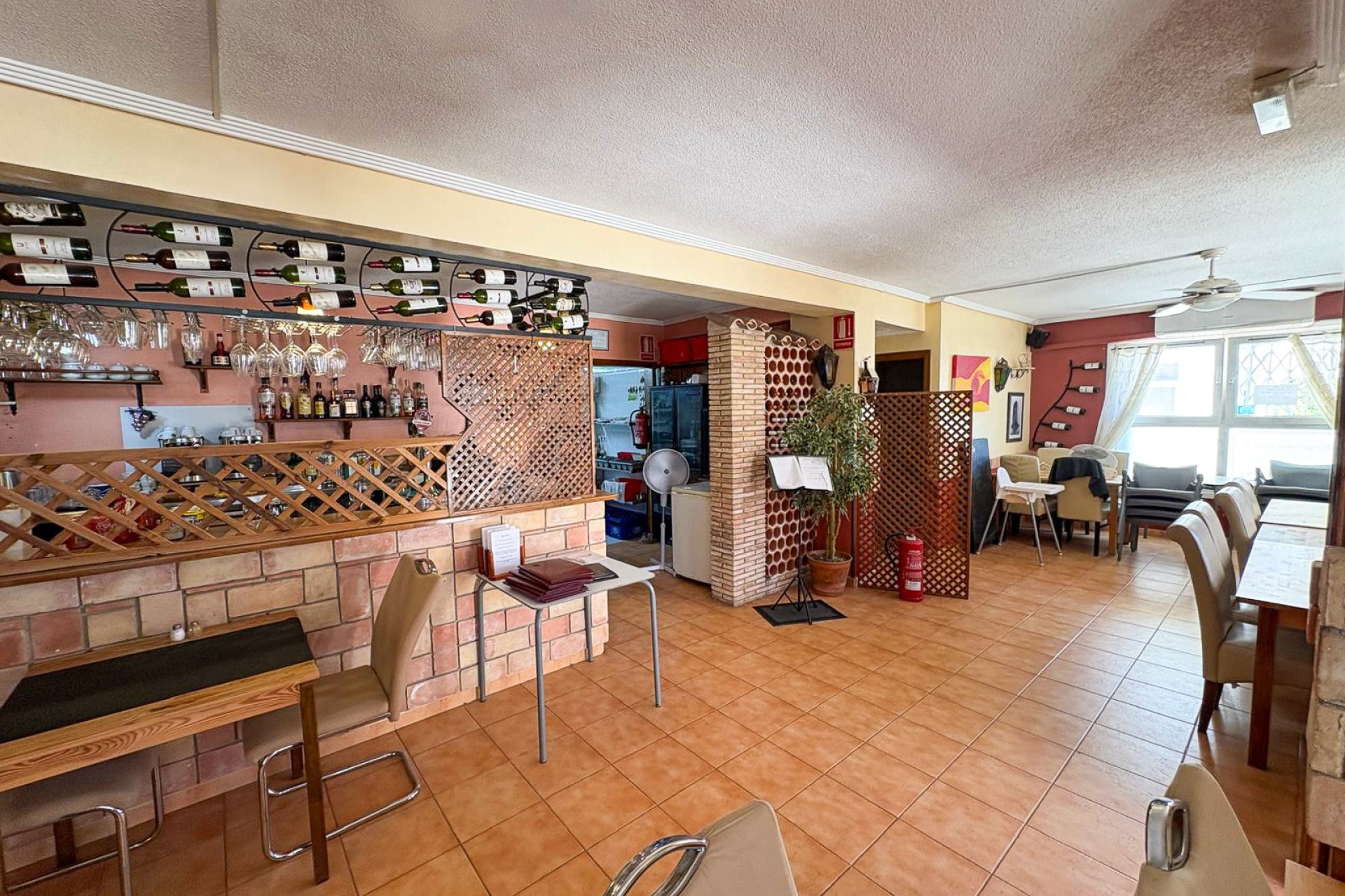 Revente - COMMERCIAL PROPERTY - Torrevieja - La Veleta