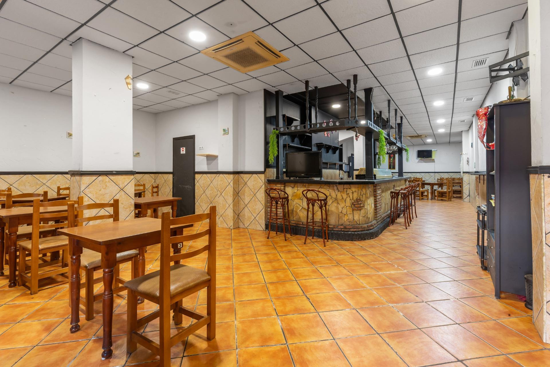 Revente - Commercial - Torrevieja - Estacion de autobuses