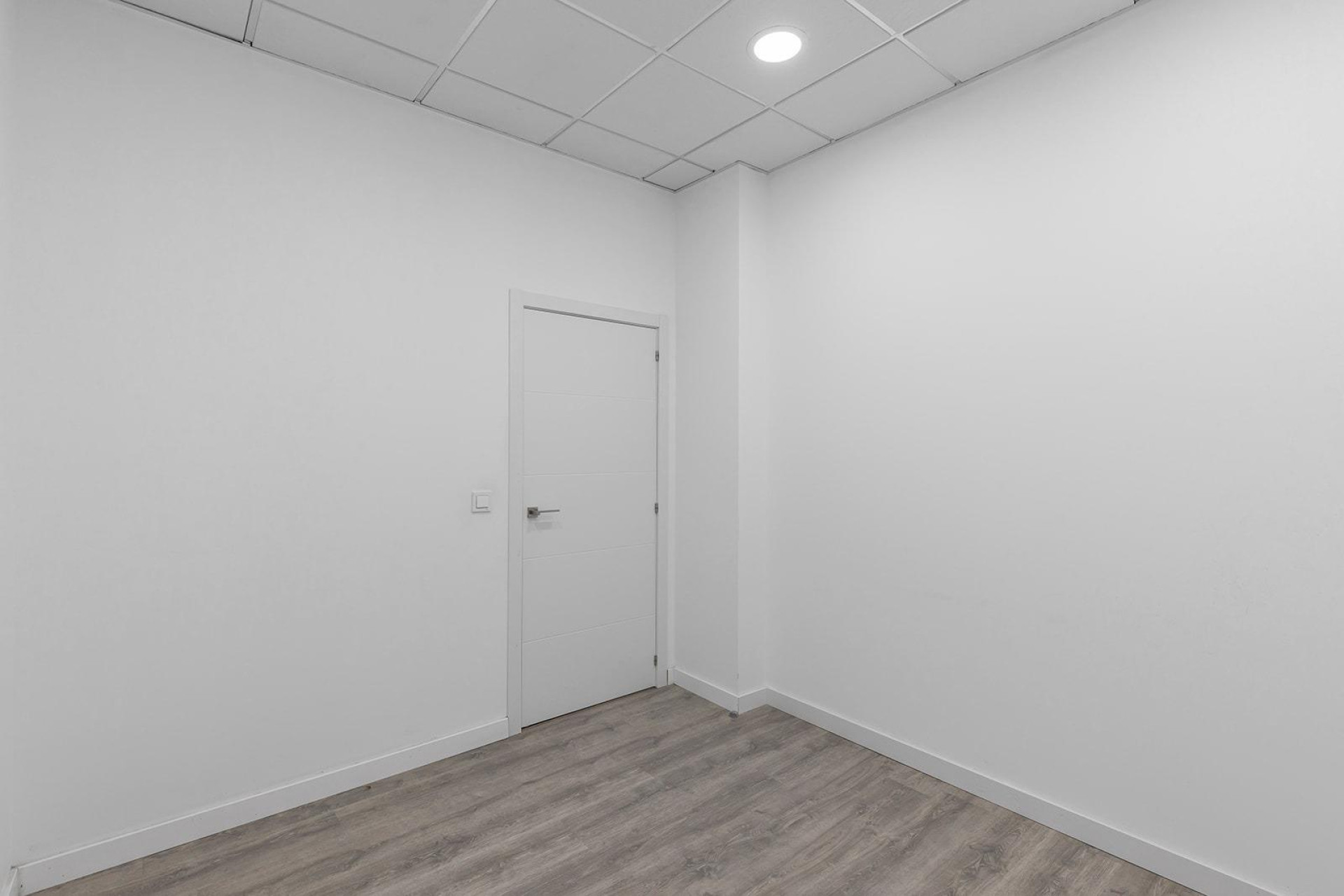 Revente - Commercial - Torrevieja - La Mata
