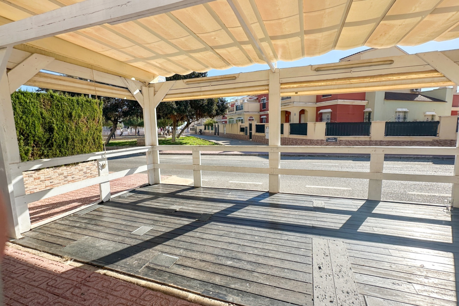 Revente - Commercial - Torrevieja - Nueva Torrevieja - Aguas Nuevas
