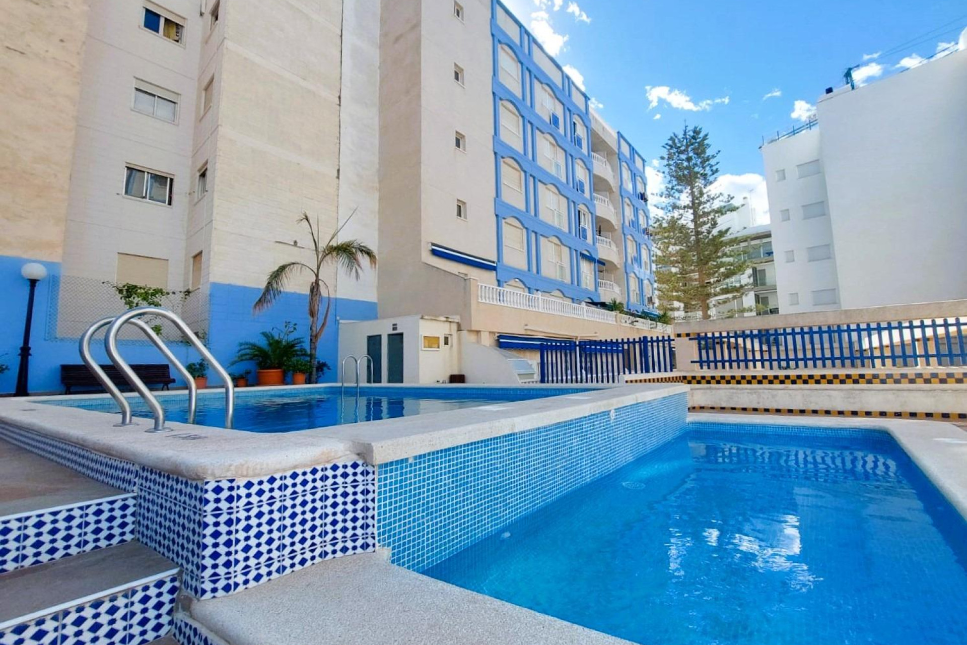 Revente - Ground Floor - Torrevieja - Playa de los Locos