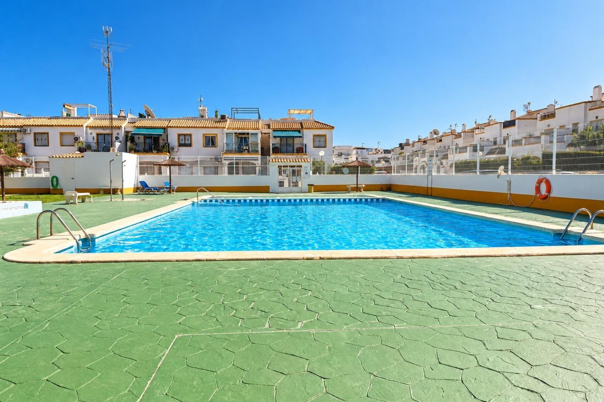Revente - Maison de ville - Torrevieja - El limonar