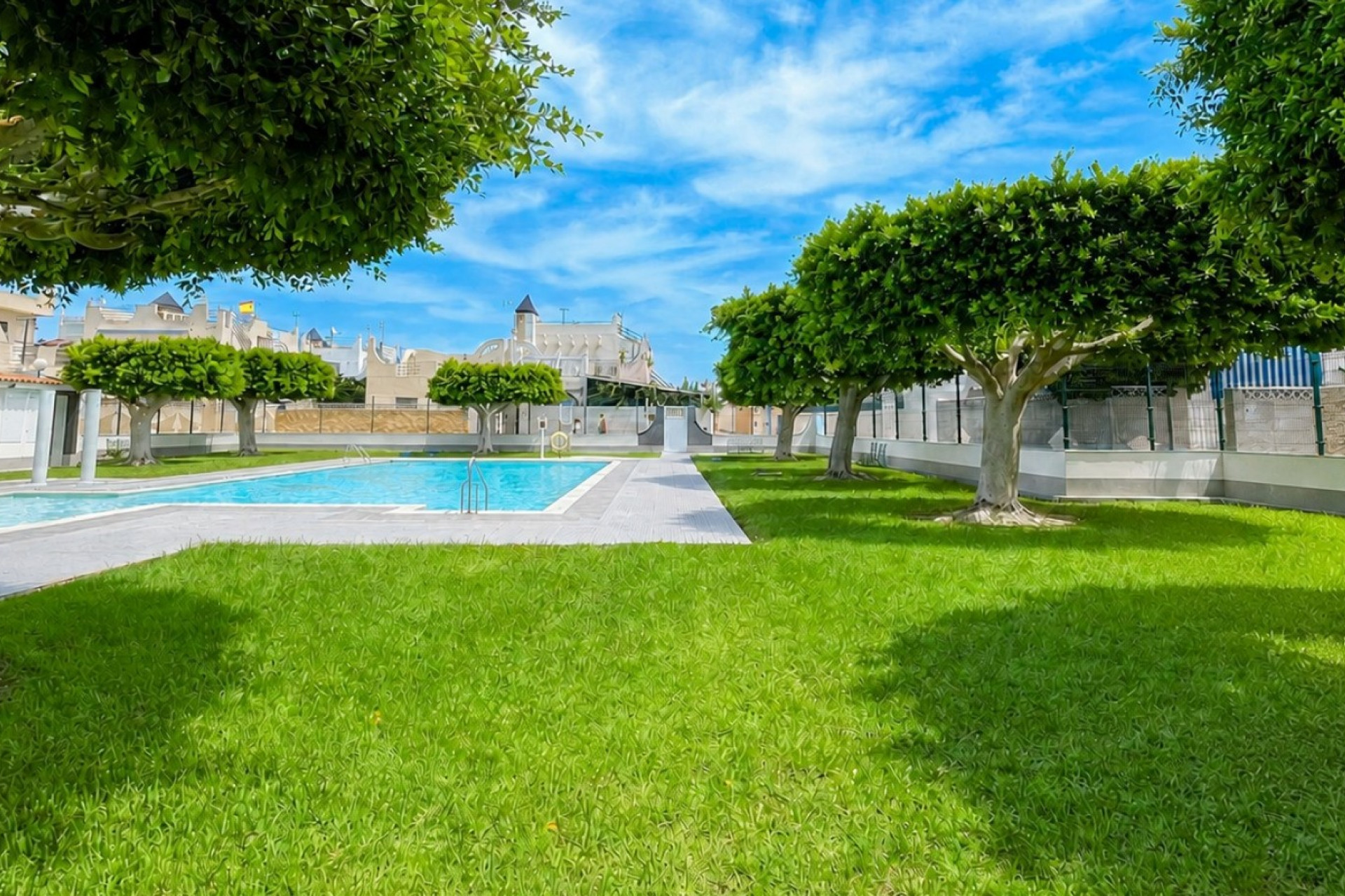 Revente - Maison de ville - Torrevieja - La Siesta - El Salado -  Torreta