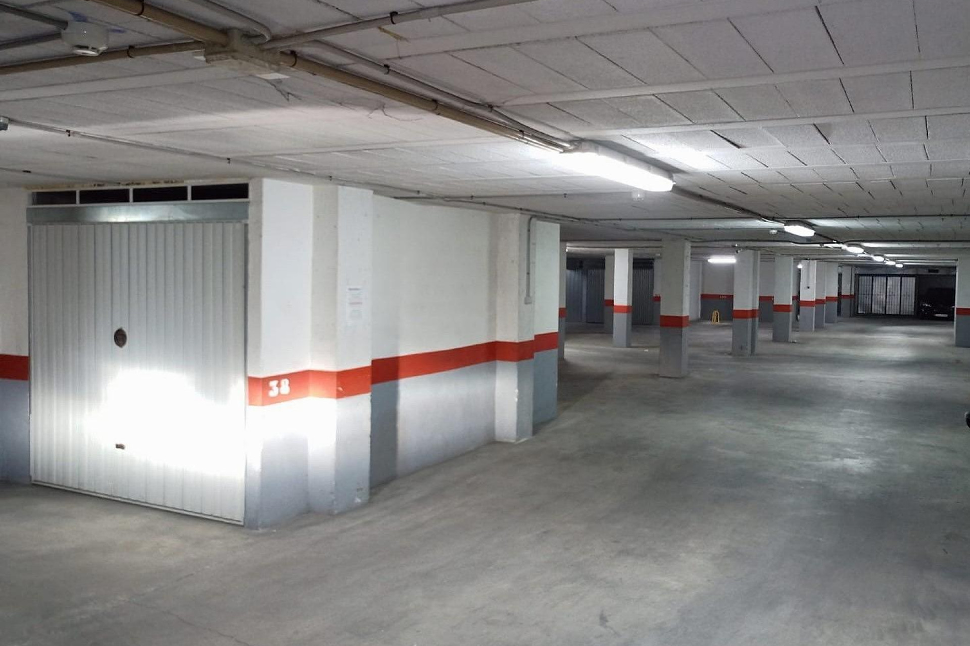 Revente - Parking - Torrevieja - Estacion de autobuses