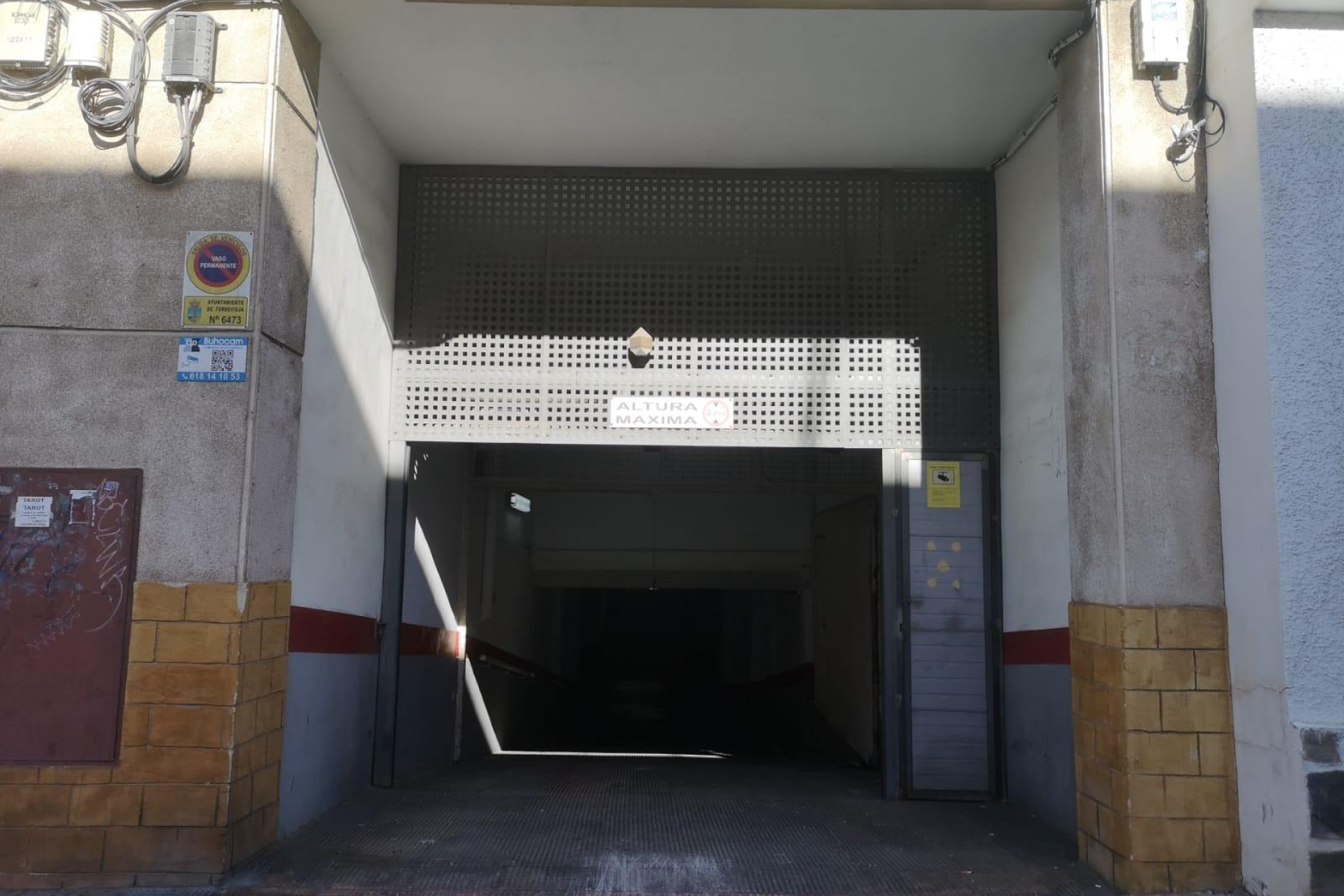 Revente - Parking - Torrevieja - Estacion de autobuses