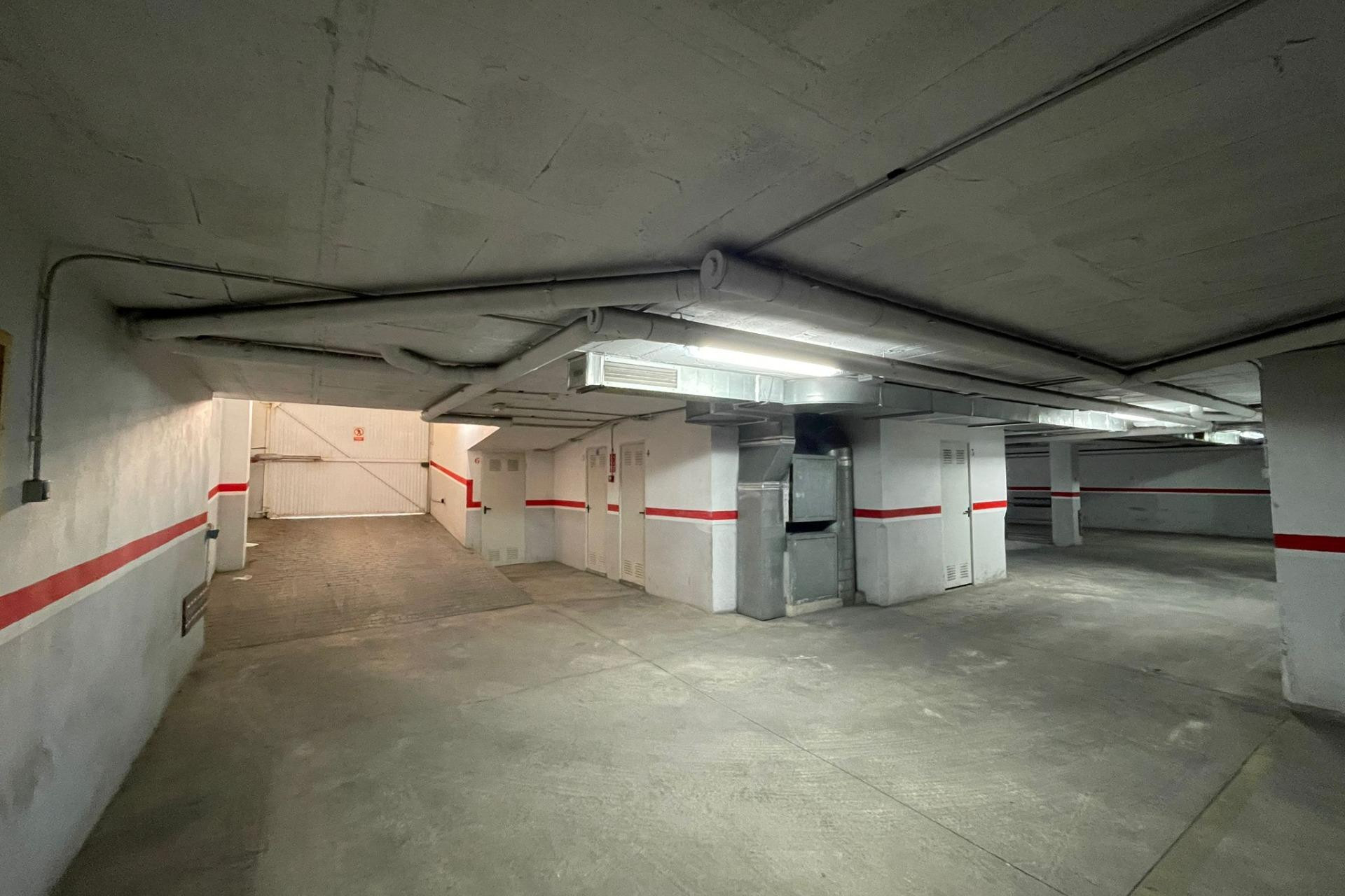 Revente - Parking - Torrevieja - Playa del Cura