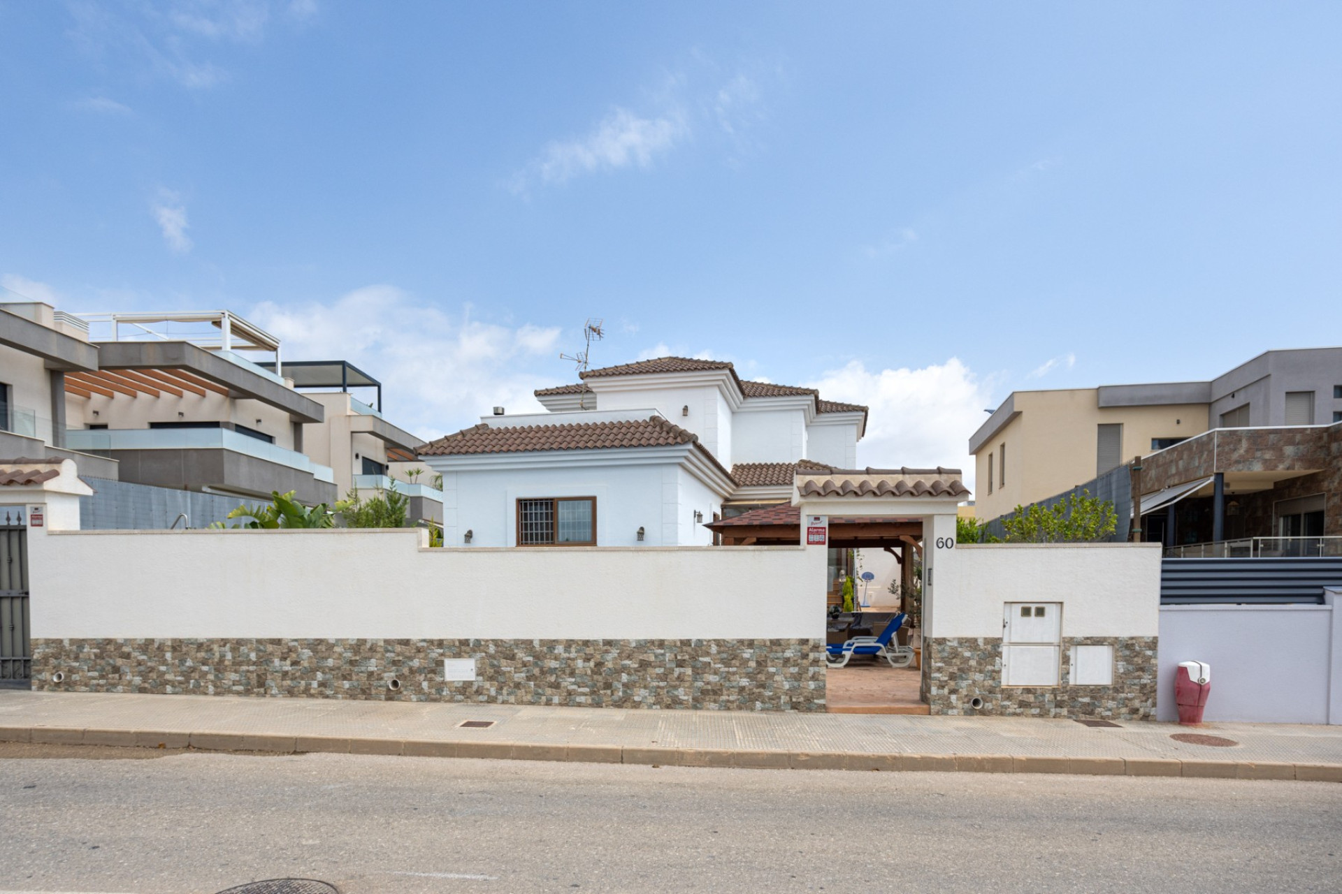 Revente - Villa - Montesinos - La Herrada
