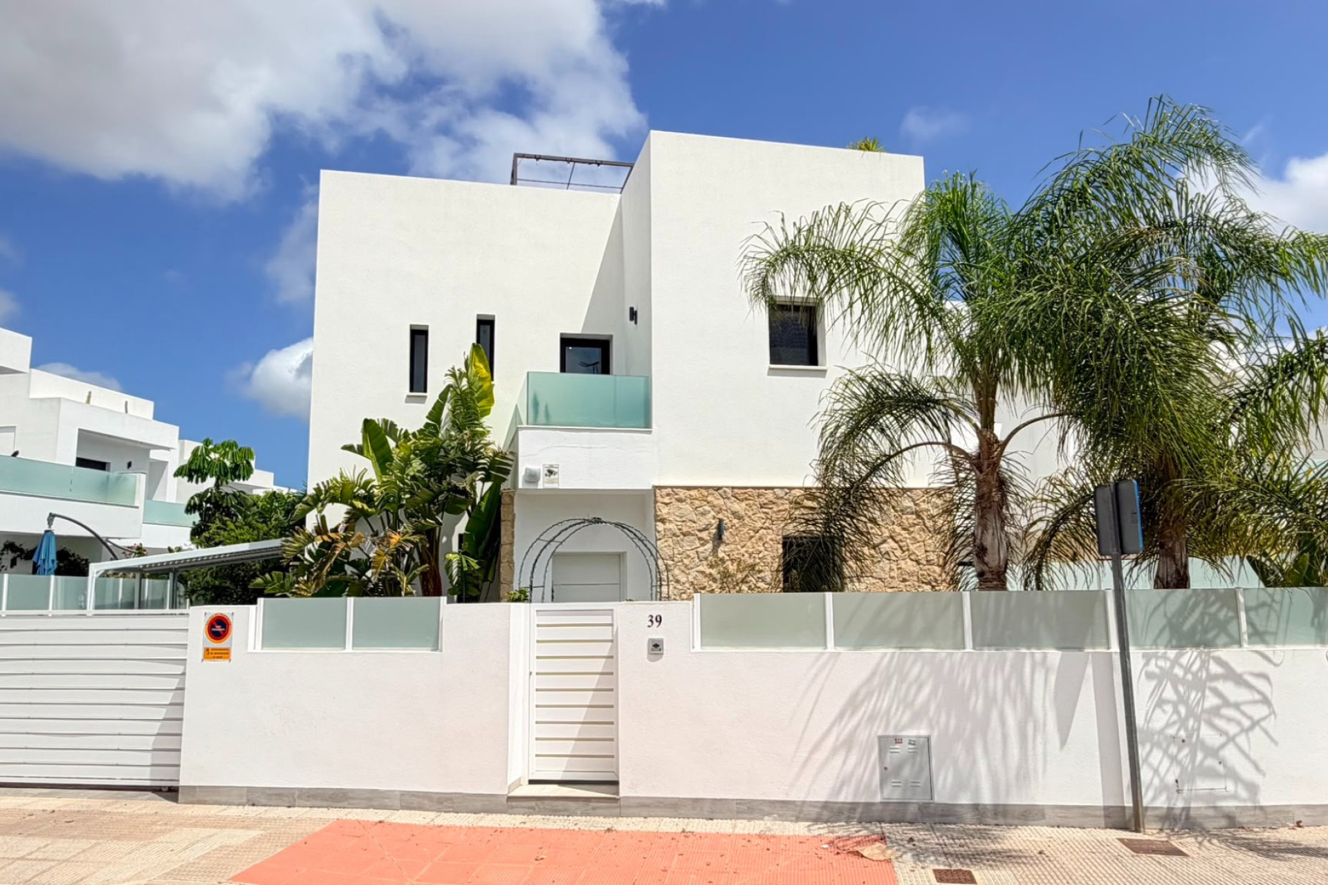 Revente - Villa - Montesinos - La Herrada