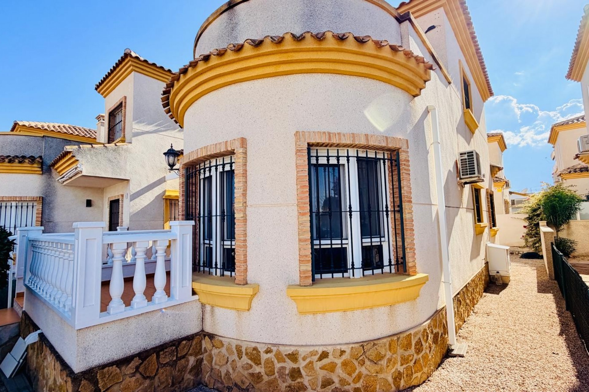 Revente - Villa - Montesinos - La Herrada