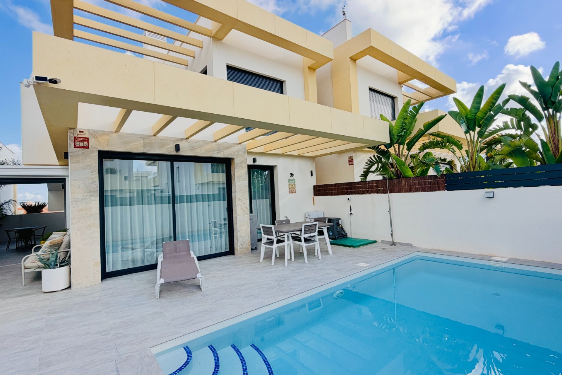 Revente - Villa - Montesinos - La Herrada