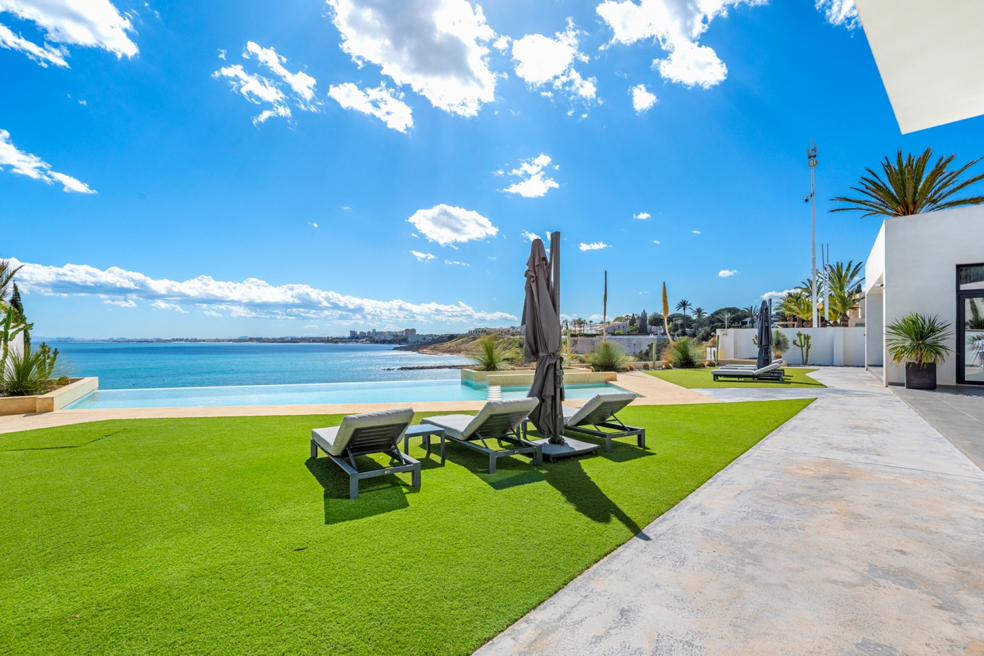 Revente - Villa - Orihuela Costa - Cabo Roig