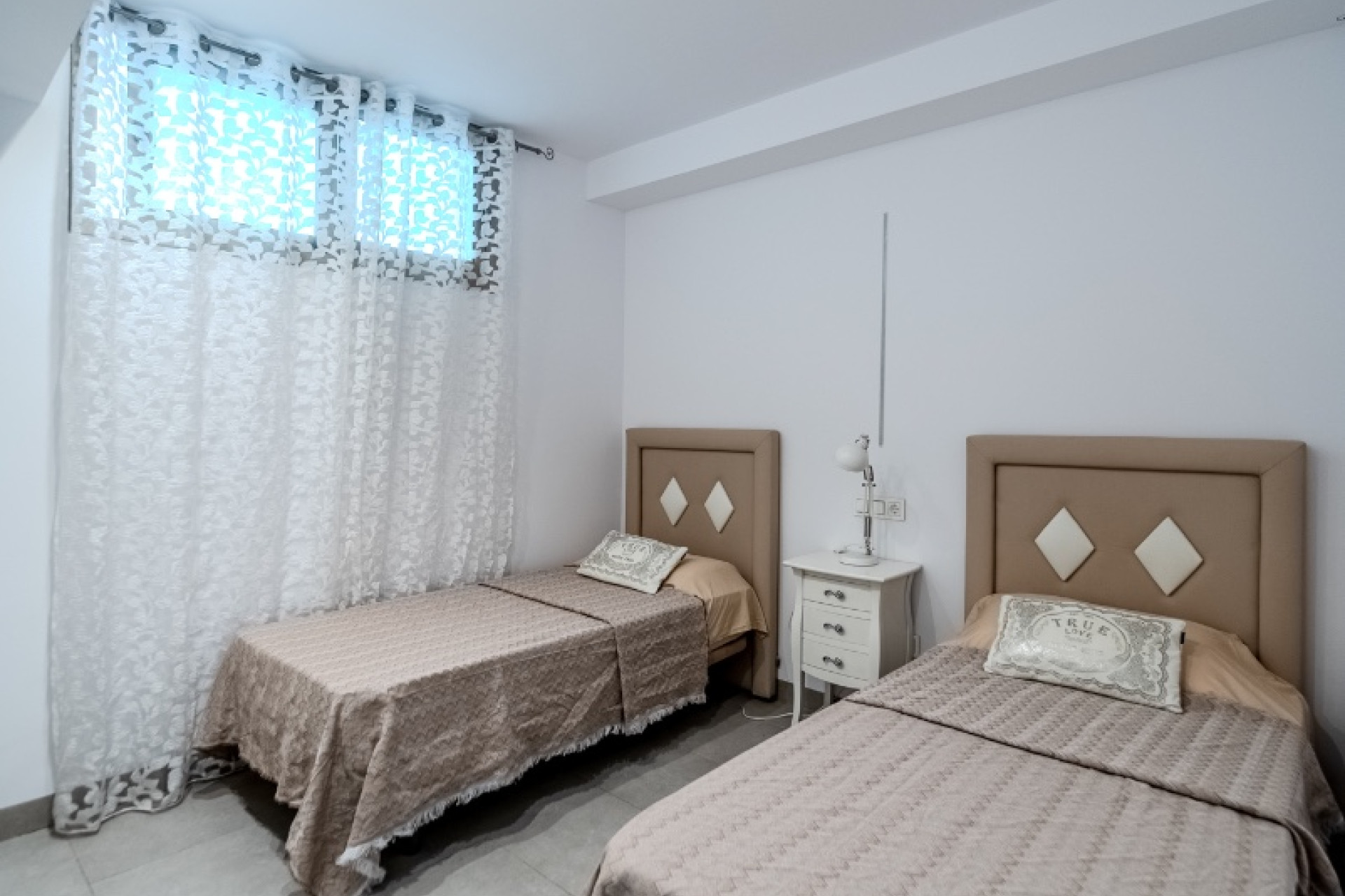 Revente - Villa - Orihuela Costa - Villamartín