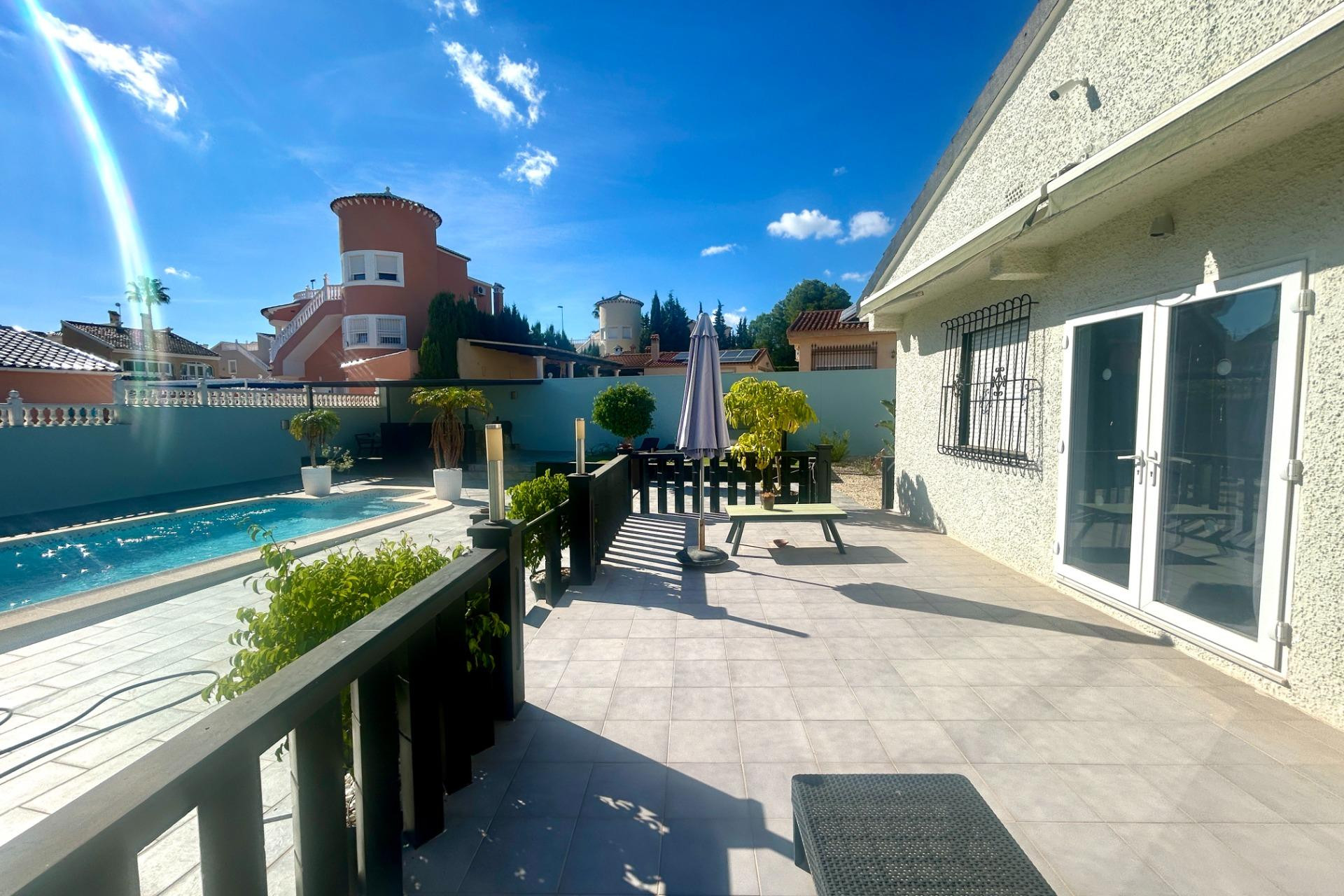Revente - Villa - Pilar de la Horadada - Pinar de Campoverde