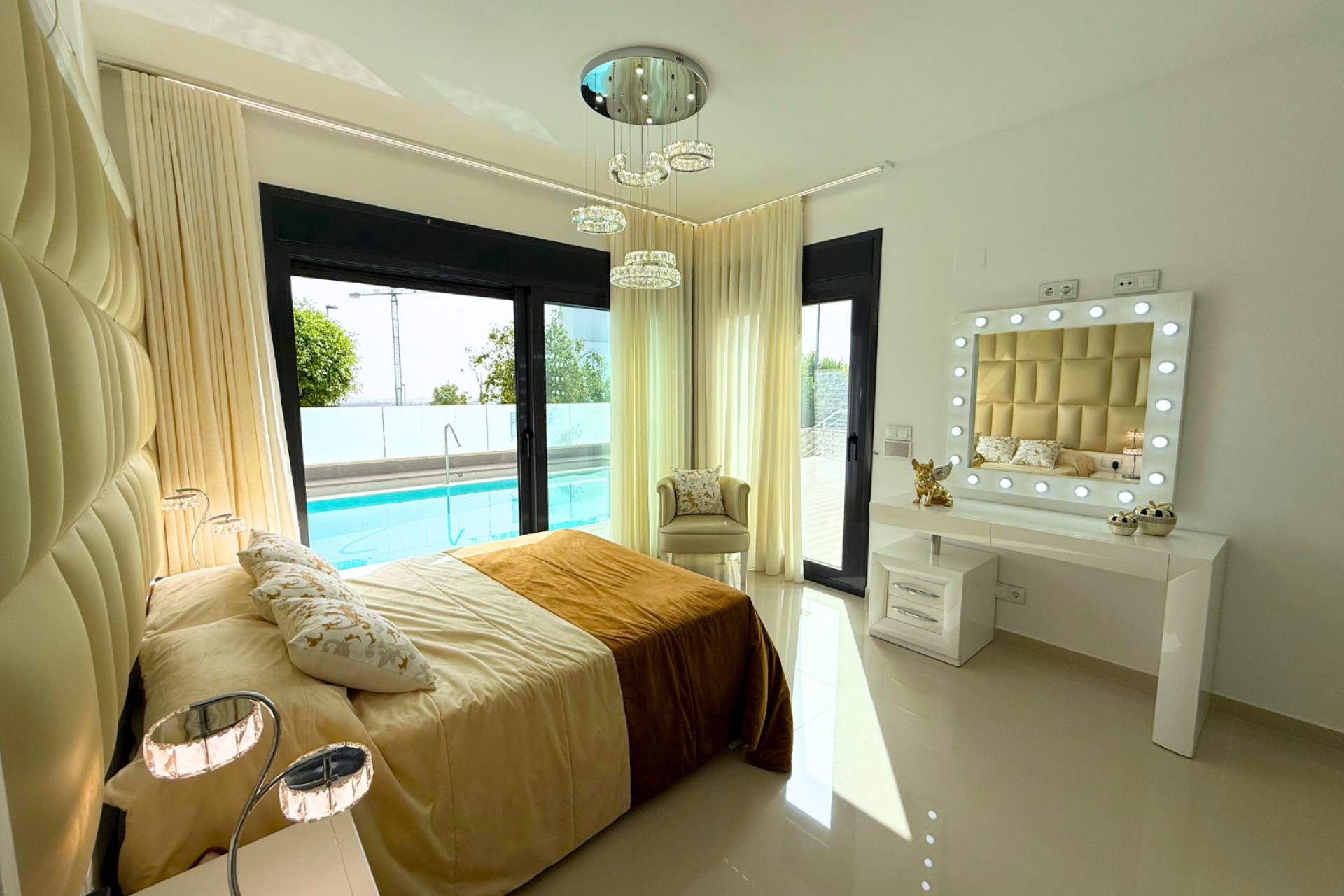 Revente - Villa - San Miguel de Salinas