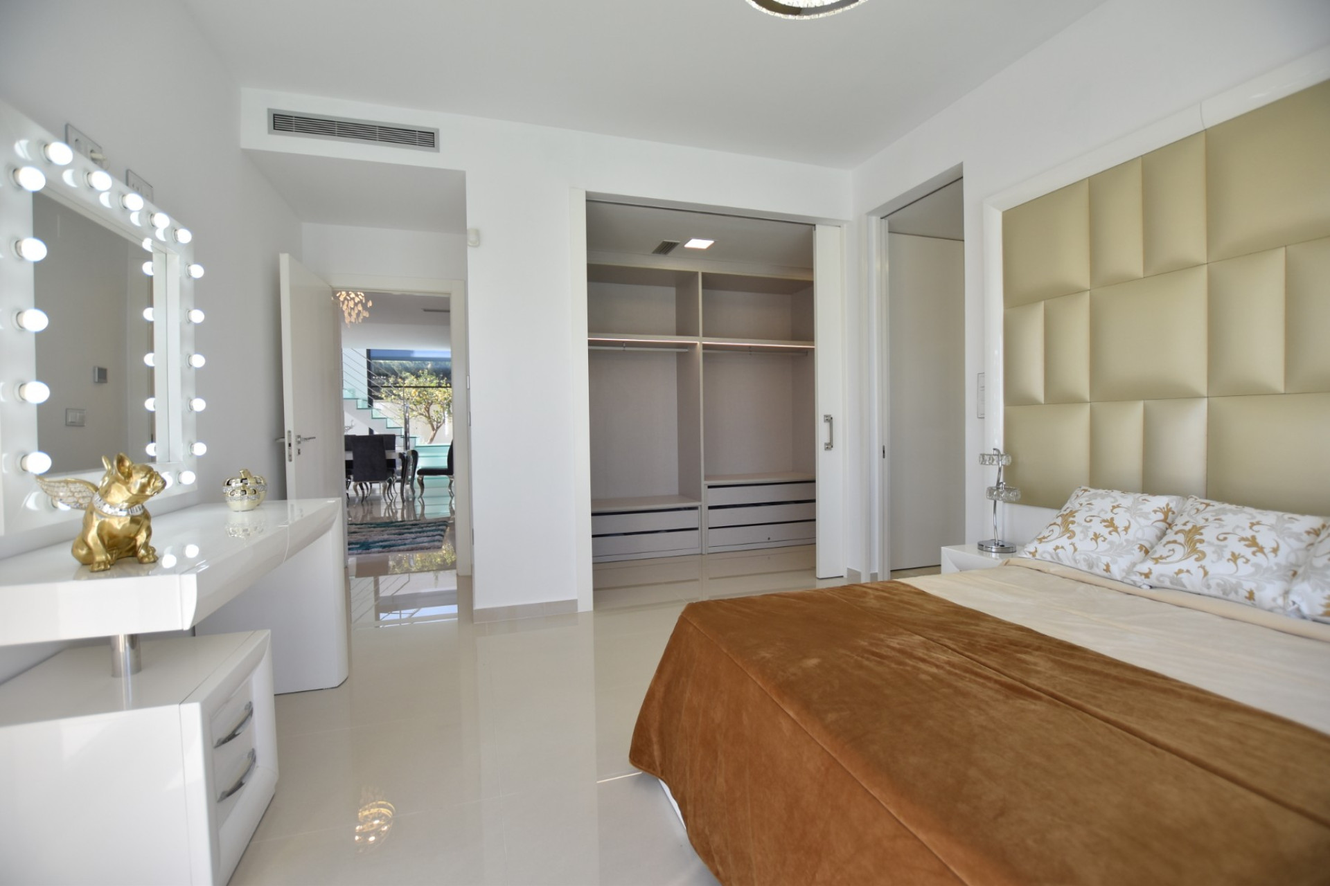Revente - Villa - San Miguel de Salinas